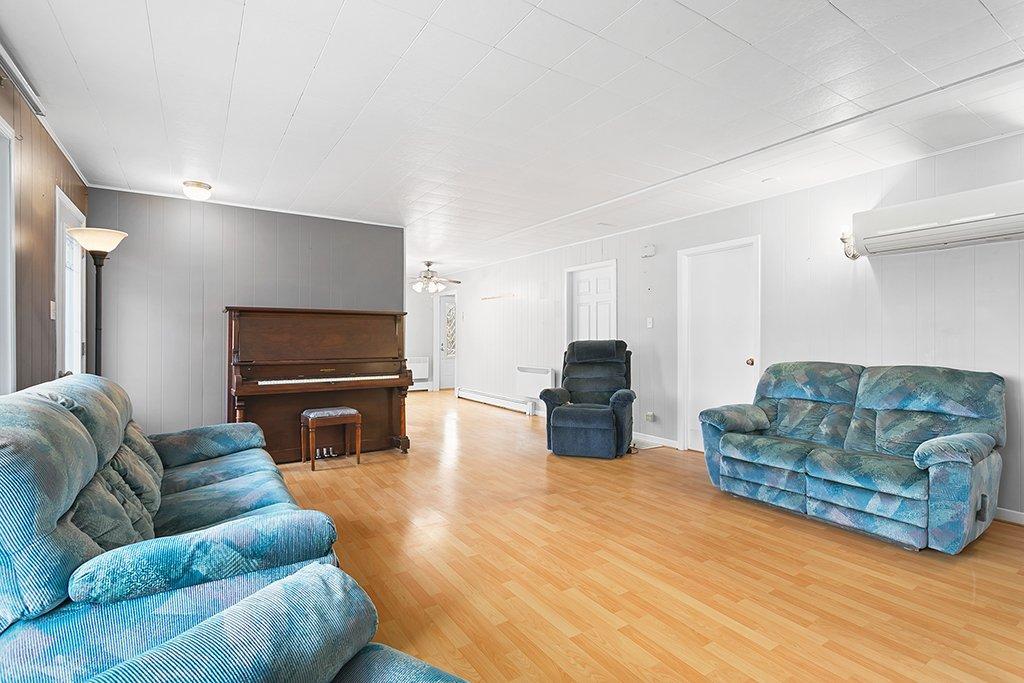 









11


Rue L'Écuyer

,
Mansfield-et-Pontefract,




QC
J0X1R0

