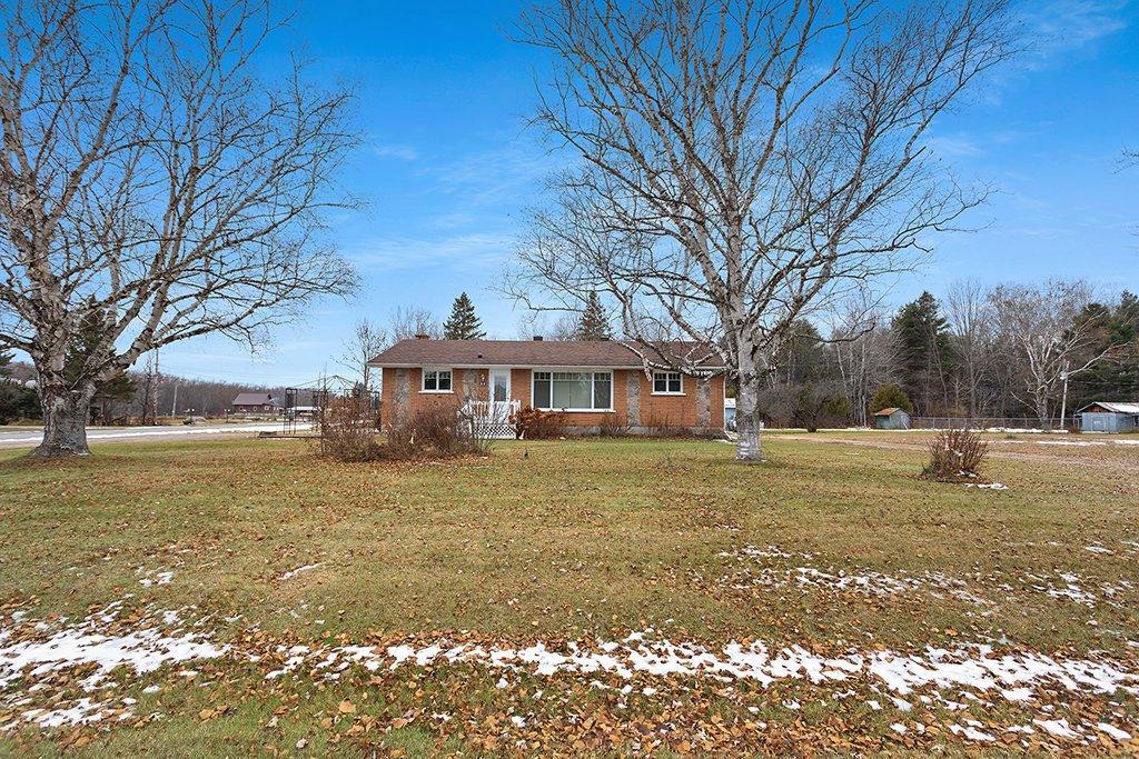 









11


Rue L'Écuyer

,
Mansfield-et-Pontefract,




QC
J0X1R0

