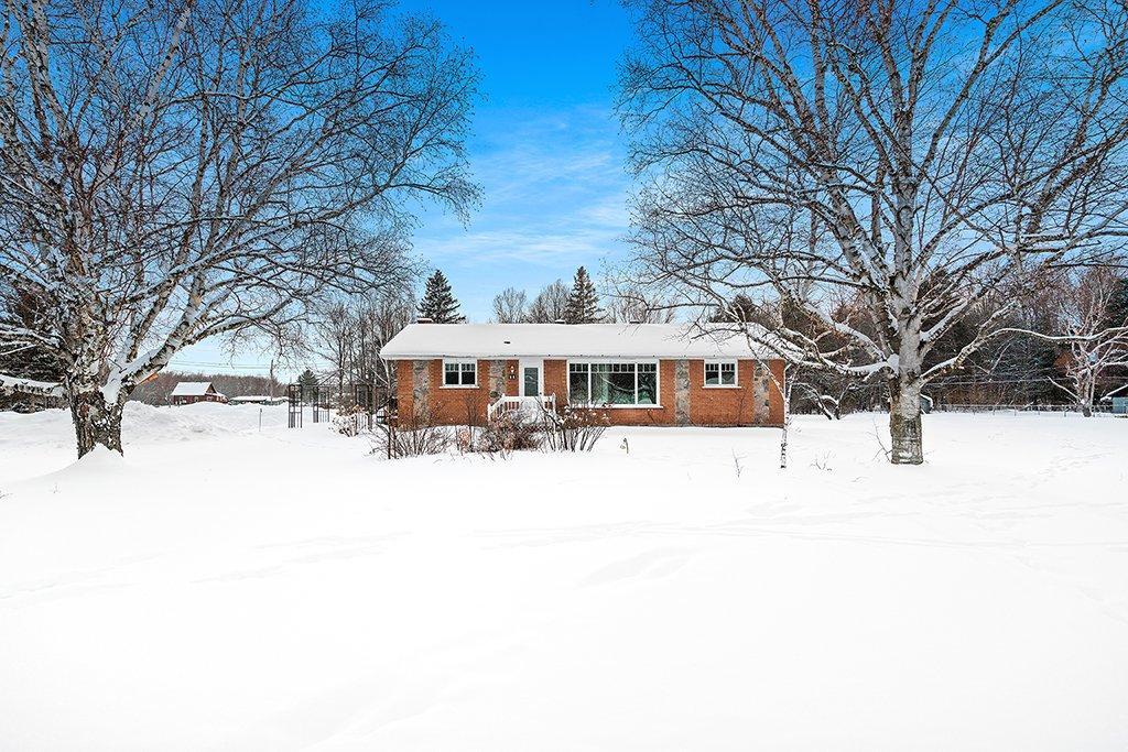 









11


Rue L'Écuyer

,
Mansfield-et-Pontefract,




QC
J0X1R0

