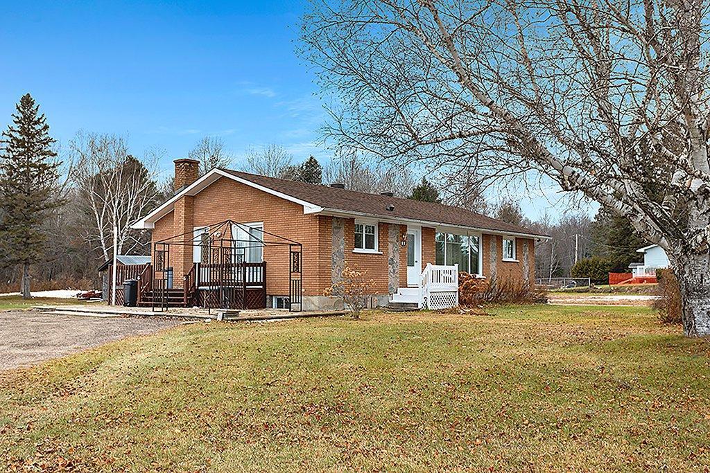 









11


Rue L'Écuyer

,
Mansfield-et-Pontefract,




QC
J0X1R0

