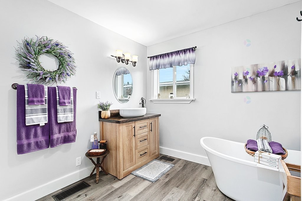 









58


Av. Victoria

,
Shawville,




QC
J0X2Y0

