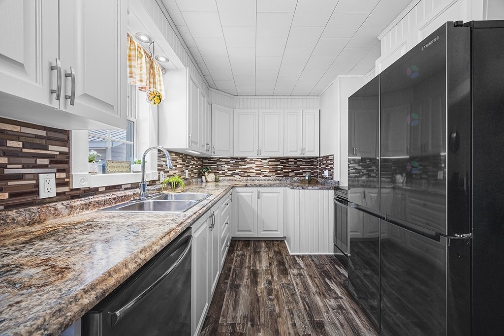 









58


Av. Victoria

,
Shawville,




QC
J0X2Y0

