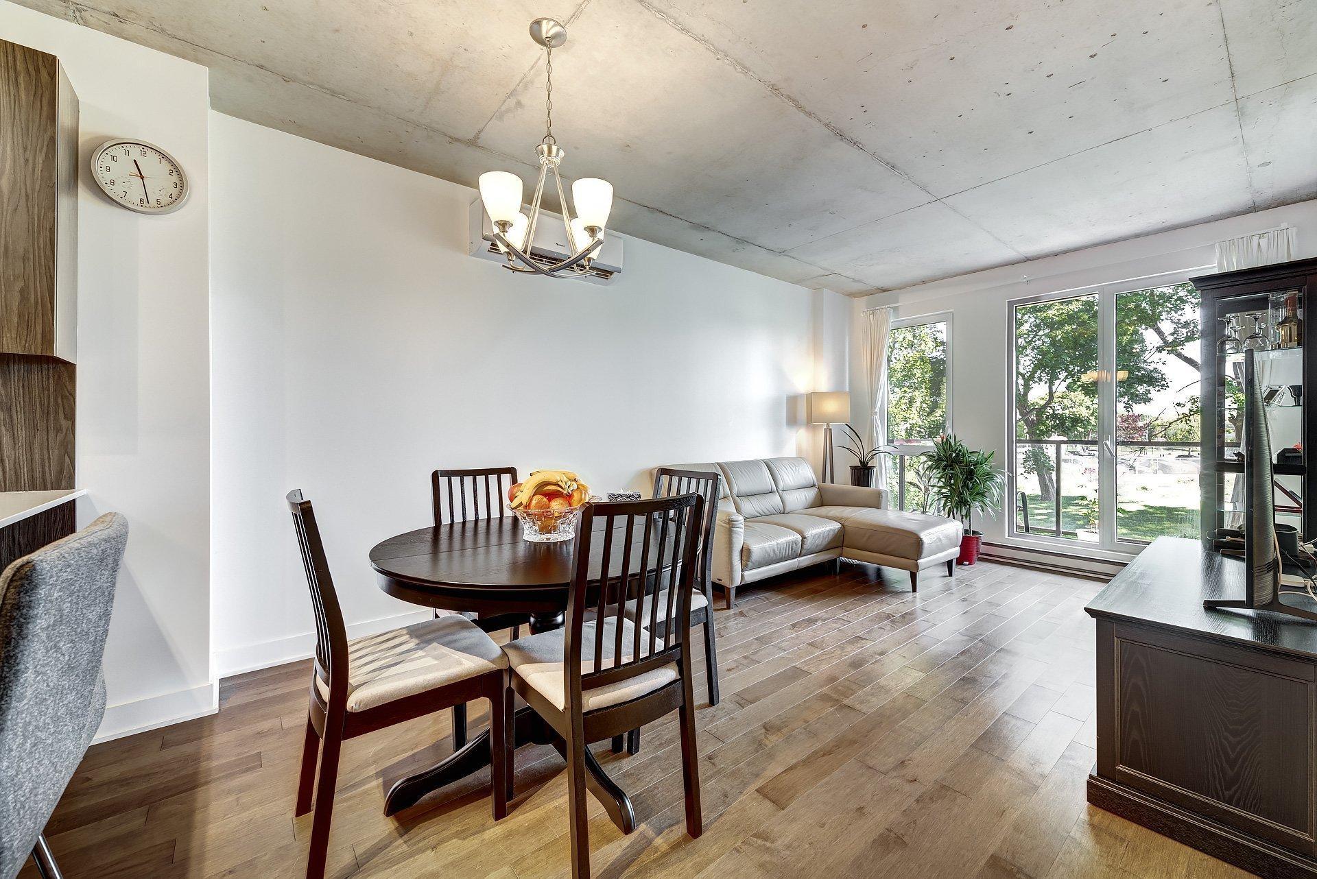 









271


Av. De l'Académie

, 210,
Dorval,




QC
H9S0B4

