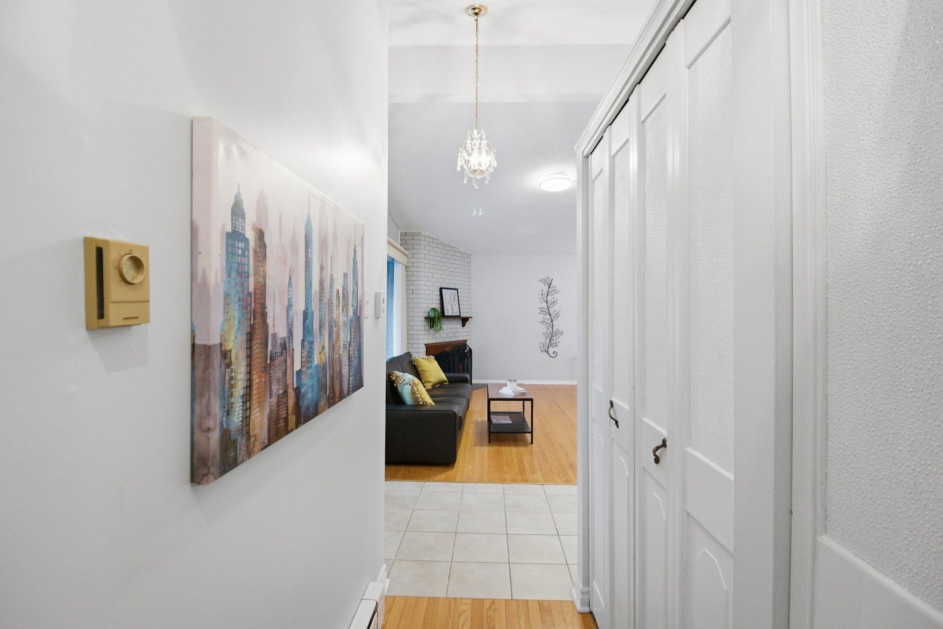 









17


Rue Jacques-Gervais

,
Gatineau (Aylmer),




QC
J9H2L4

