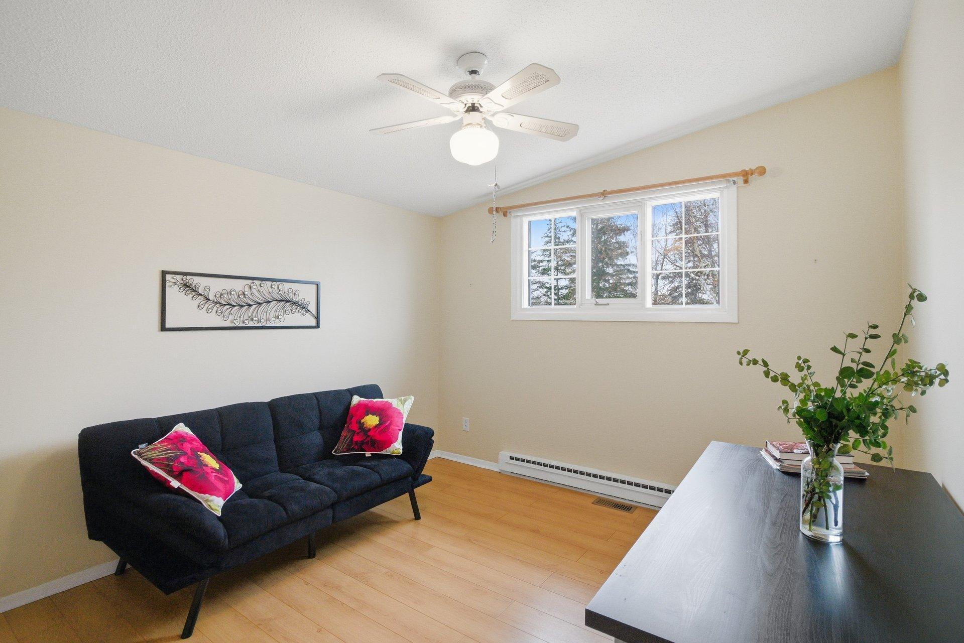 









17


Rue Jacques-Gervais

,
Gatineau (Aylmer),




QC
J9H2L4

