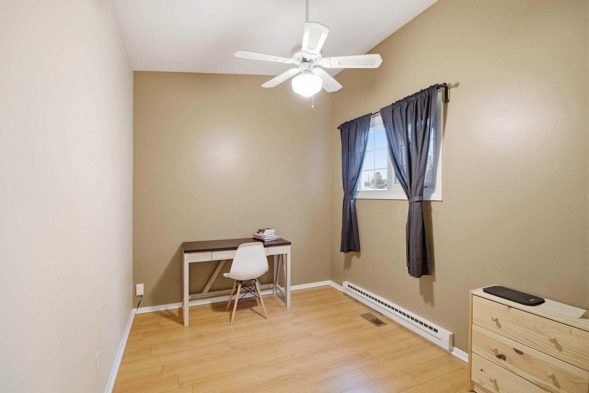 









17


Rue Jacques-Gervais

,
Gatineau (Aylmer),




QC
J9H2L4

