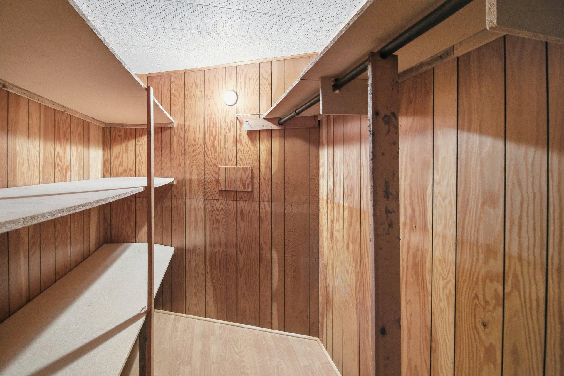 









17


Rue Jacques-Gervais

,
Gatineau (Aylmer),




QC
J9H2L4

