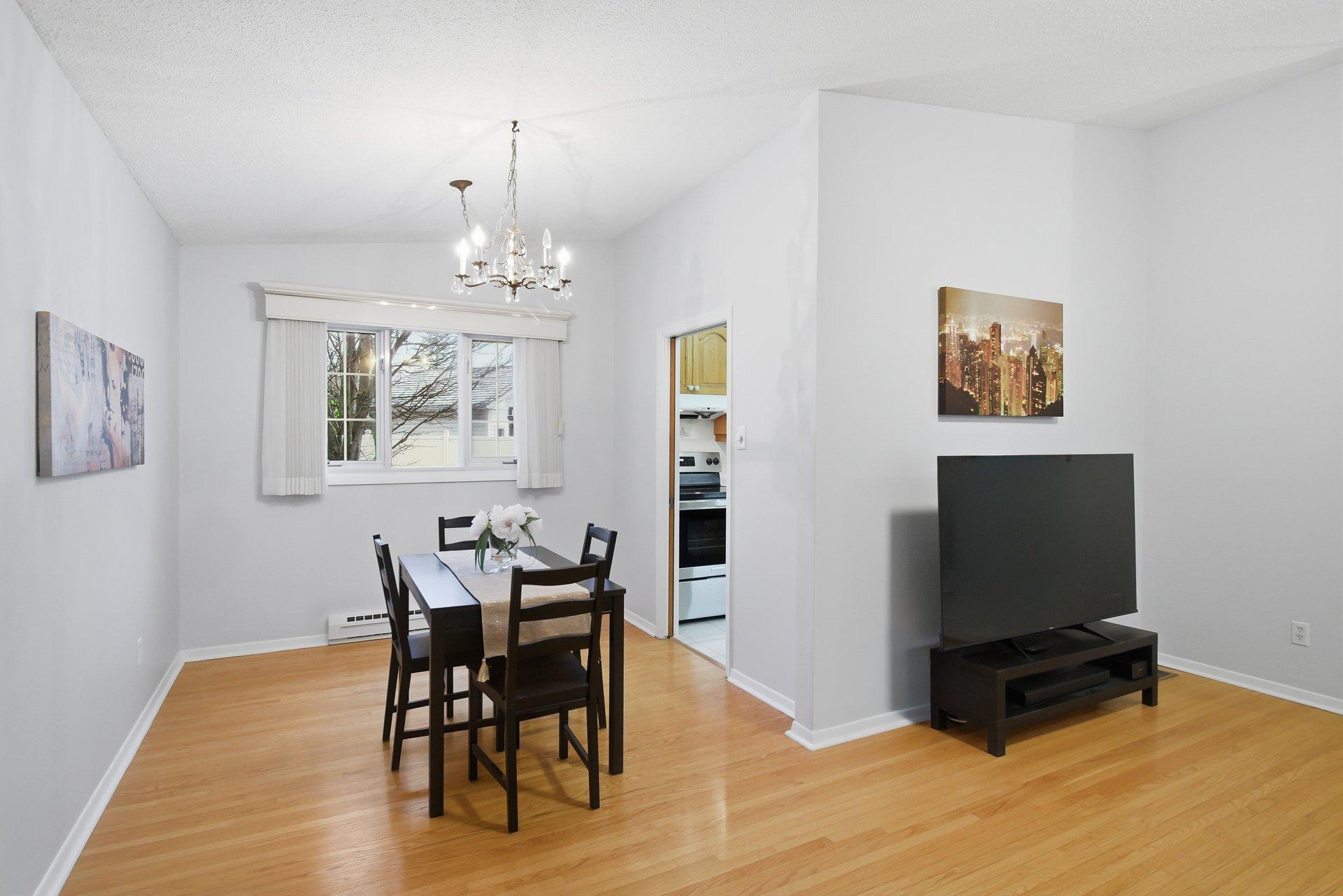 









17


Rue Jacques-Gervais

,
Gatineau (Aylmer),




QC
J9H2L4

