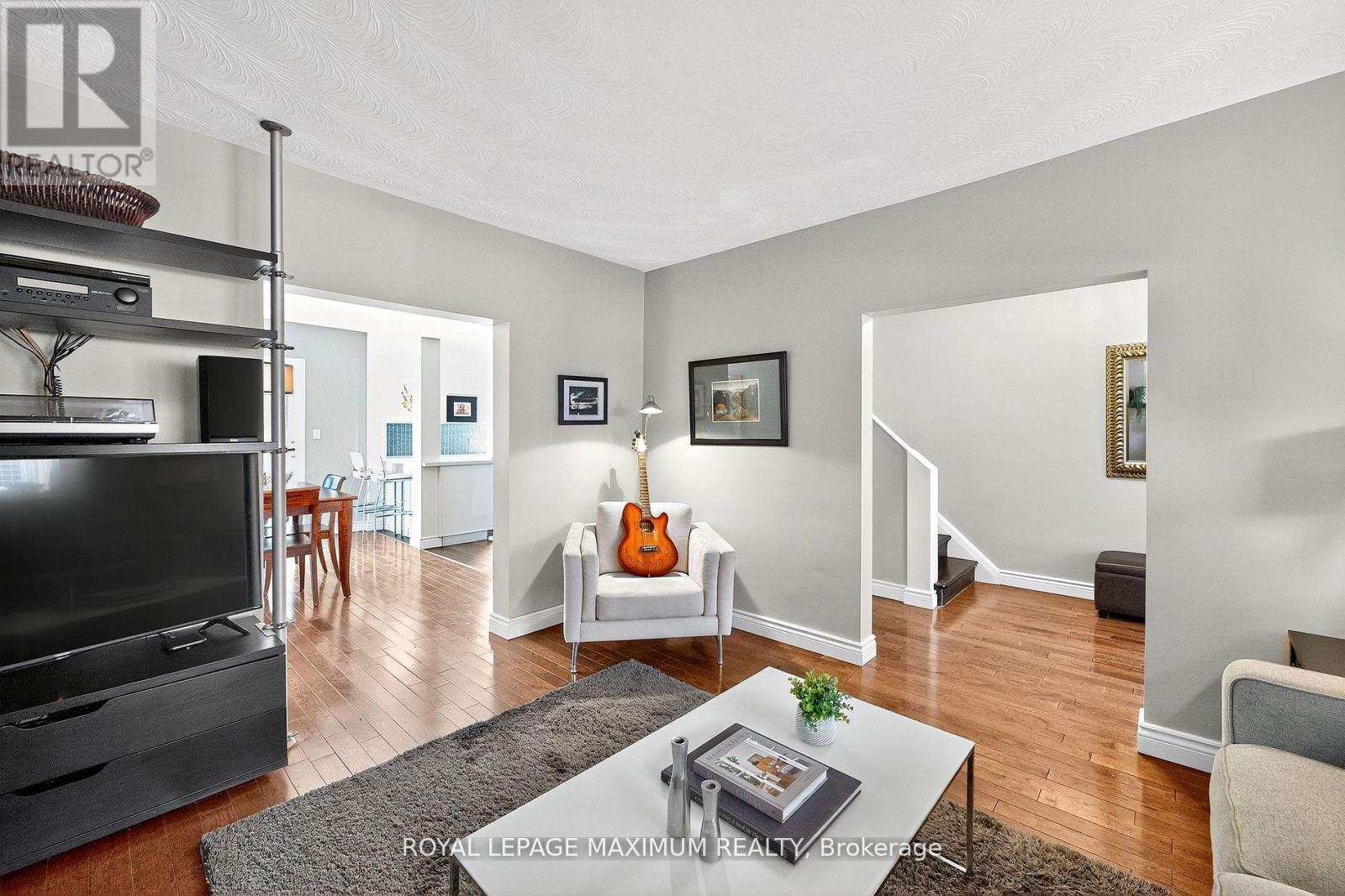 












65 PARKDALE ROAD

,
Toronto,




Ontario
M6R1E3

