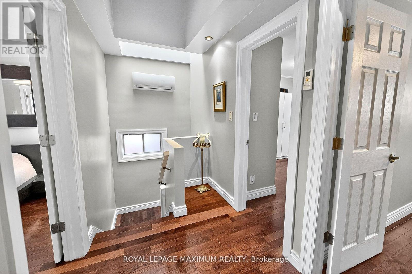 












65 PARKDALE ROAD

,
Toronto,




Ontario
M6R1E3

