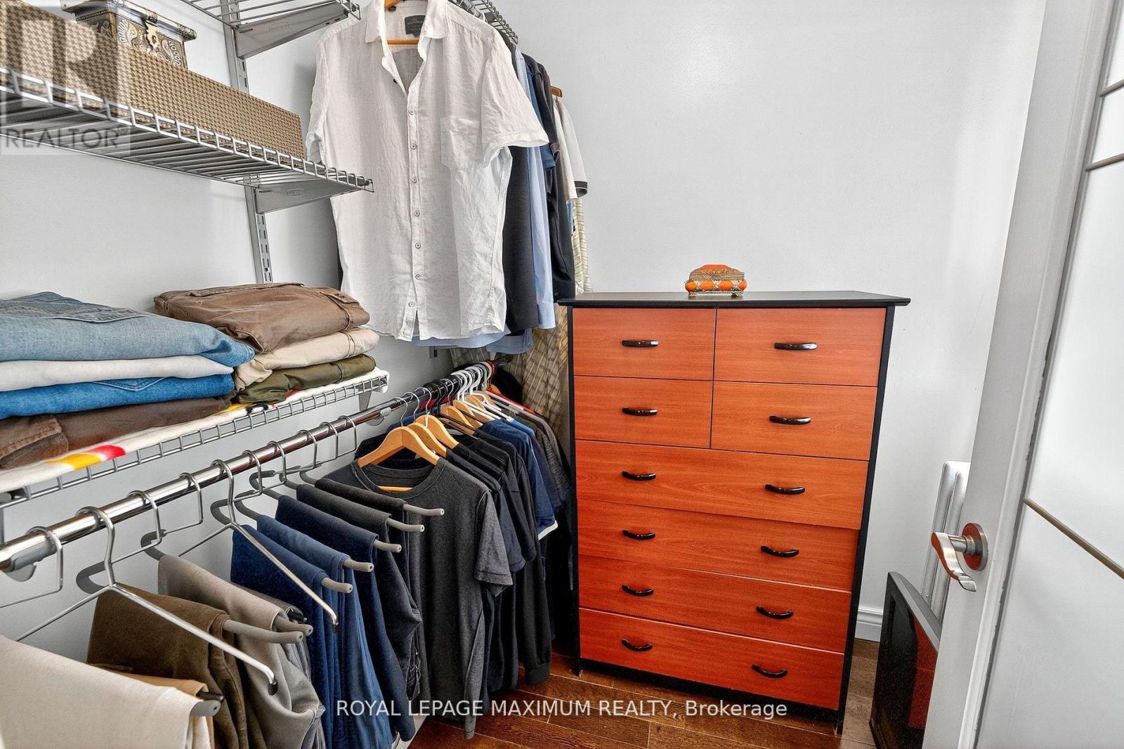 












65 PARKDALE ROAD

,
Toronto,




Ontario
M6R1E3

