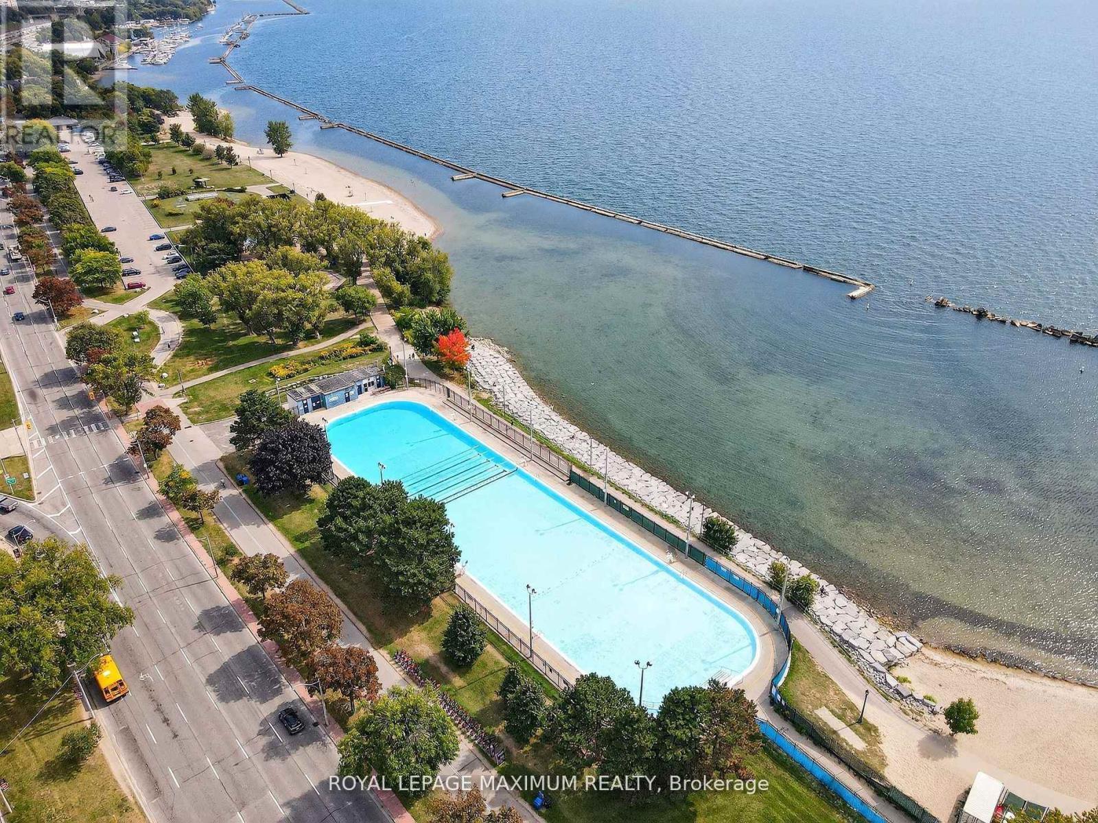 












65 PARKDALE ROAD

,
Toronto,




Ontario
M6R1E3

