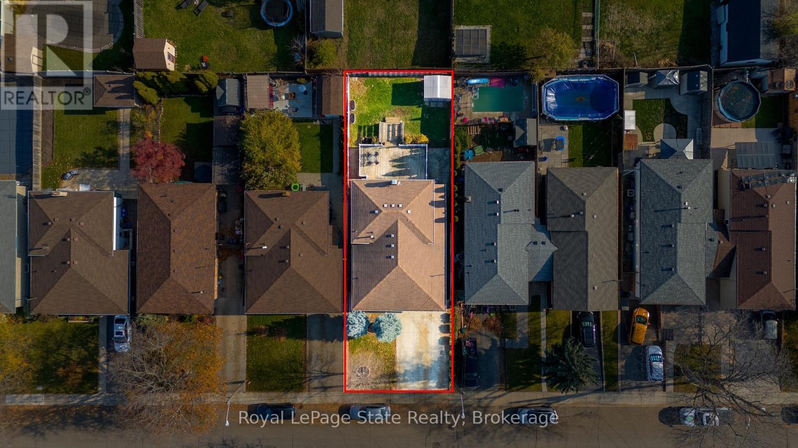 












215 BERKINDALE DRIVE

,
Hamilton (Riverdale),




Ontario
L8E2R6

