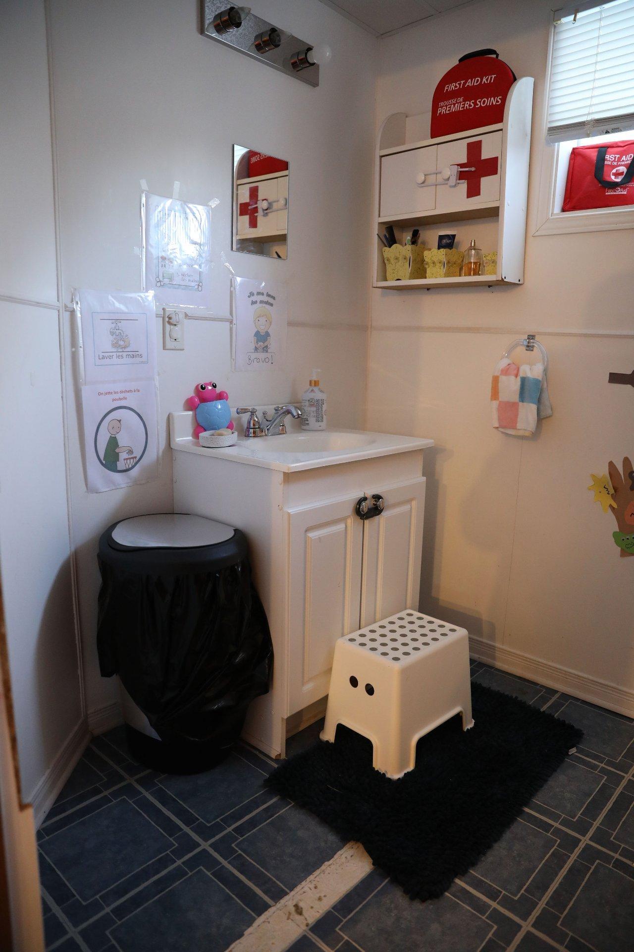 









3468


Ch. de la Rivière-Cachée

,
Boisbriand,




QC
J7H2T1

