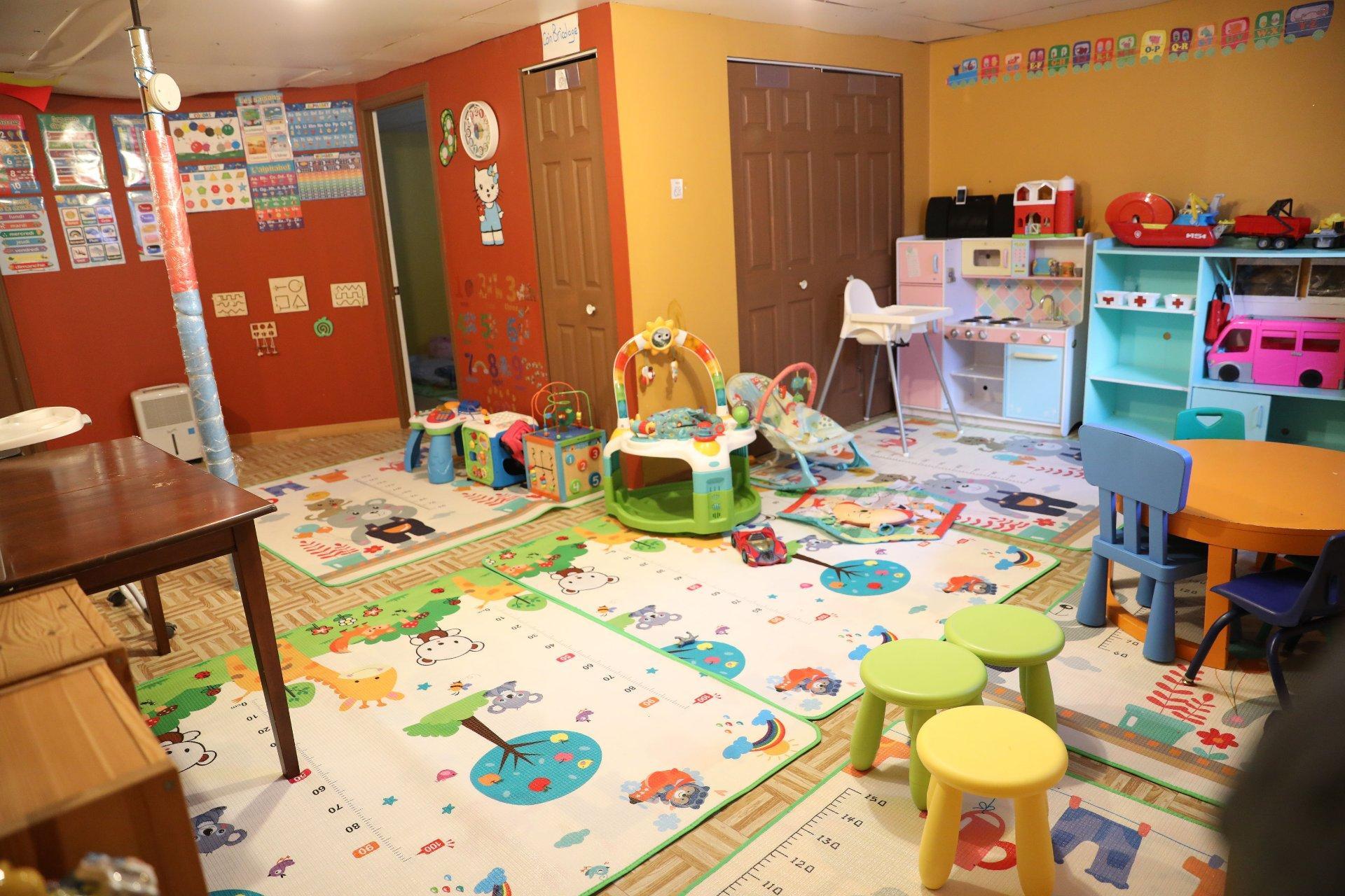 









3468


Ch. de la Rivière-Cachée

,
Boisbriand,




QC
J7H2T1

