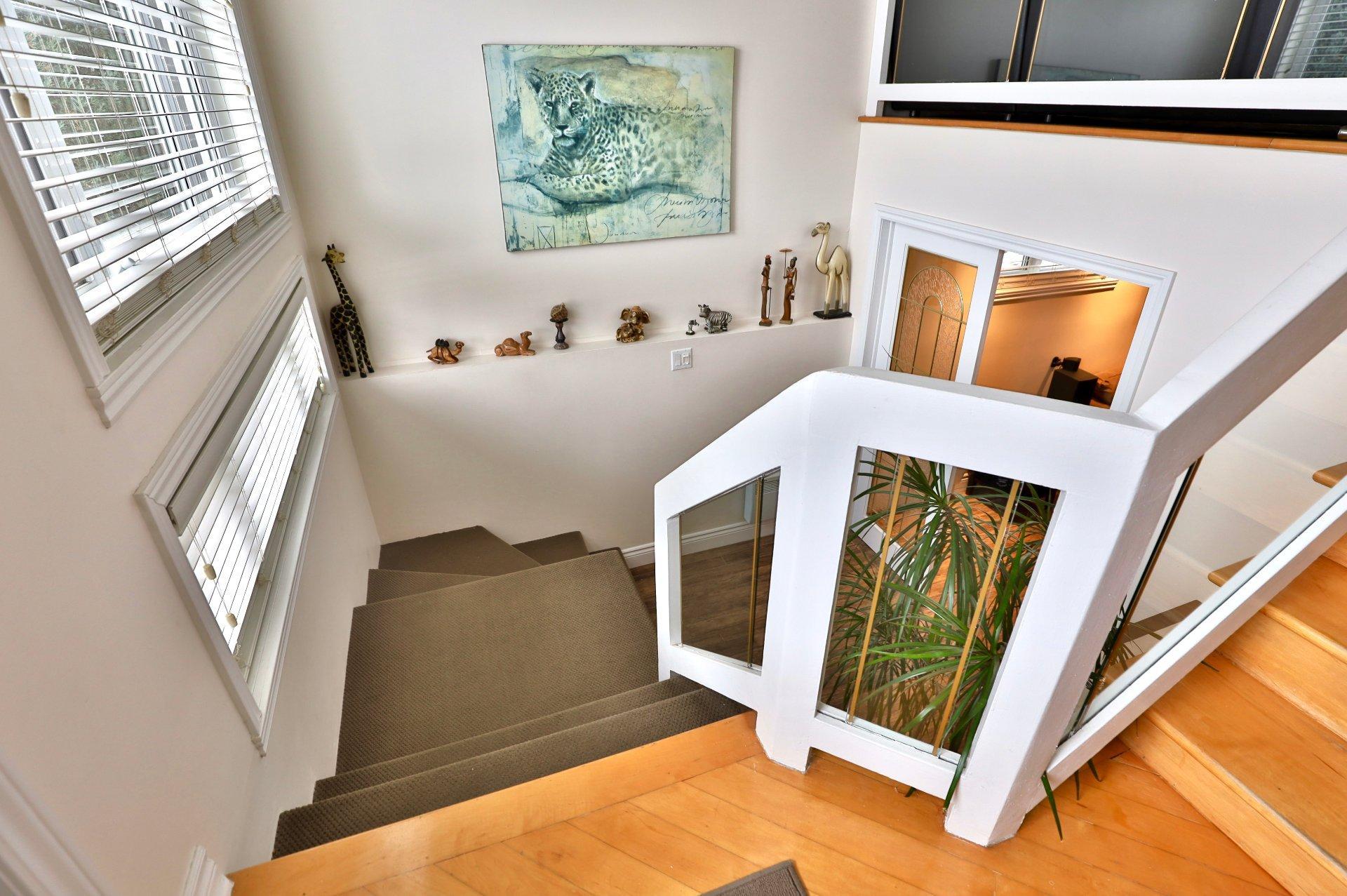 









3251


Boul. Roland-Therrien

,
Longueuil (Le Vieux-Longueuil),




QC
J4M2V9

