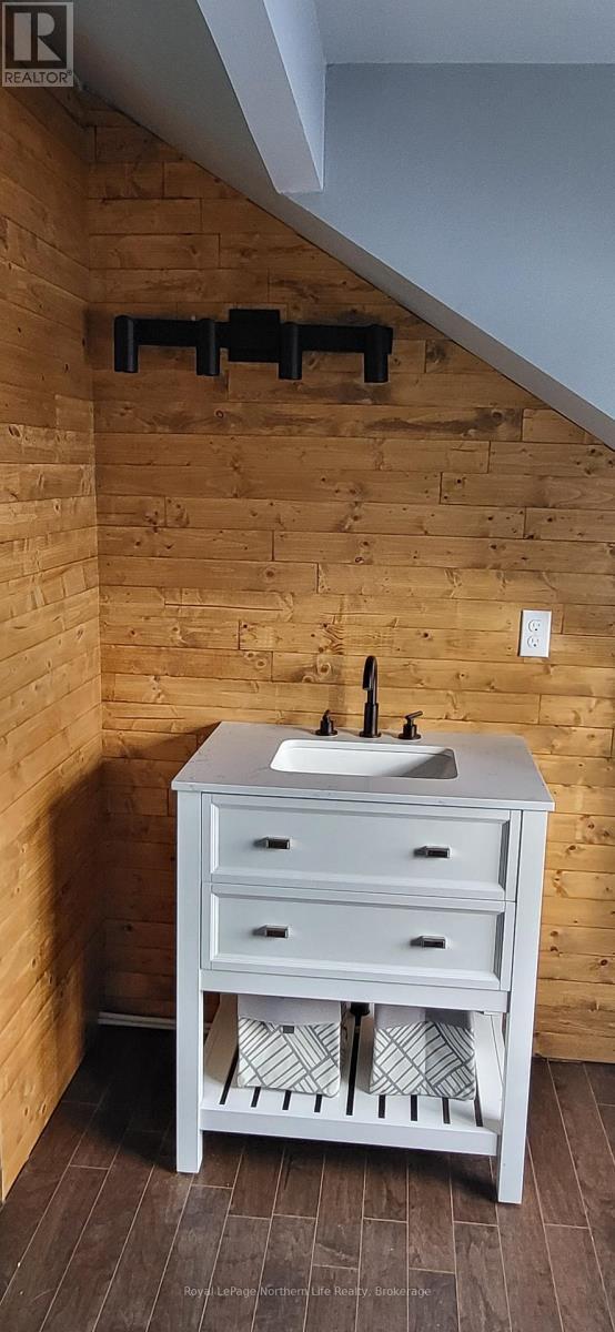 












CRH9+Q8 SABLES-SPANISH RIVER

,
Algoma Remote Area,




Ontario
P0P1P0

