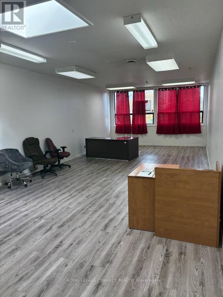 












4 - 68 HARWOOD AVENUE S

,
Ajax,




Ontario
L1S2H6

