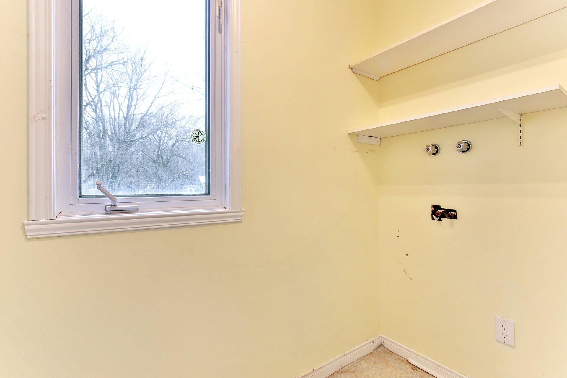 









142


1re Rue

,
Saint-Blaise-sur-Richelieu,




QC
J0J1W0

