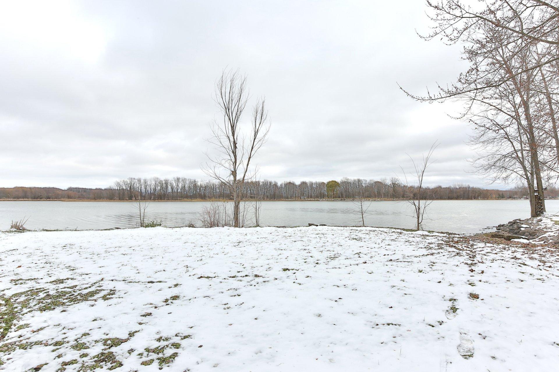 









142


1re Rue

,
Saint-Blaise-sur-Richelieu,




QC
J0J1W0

