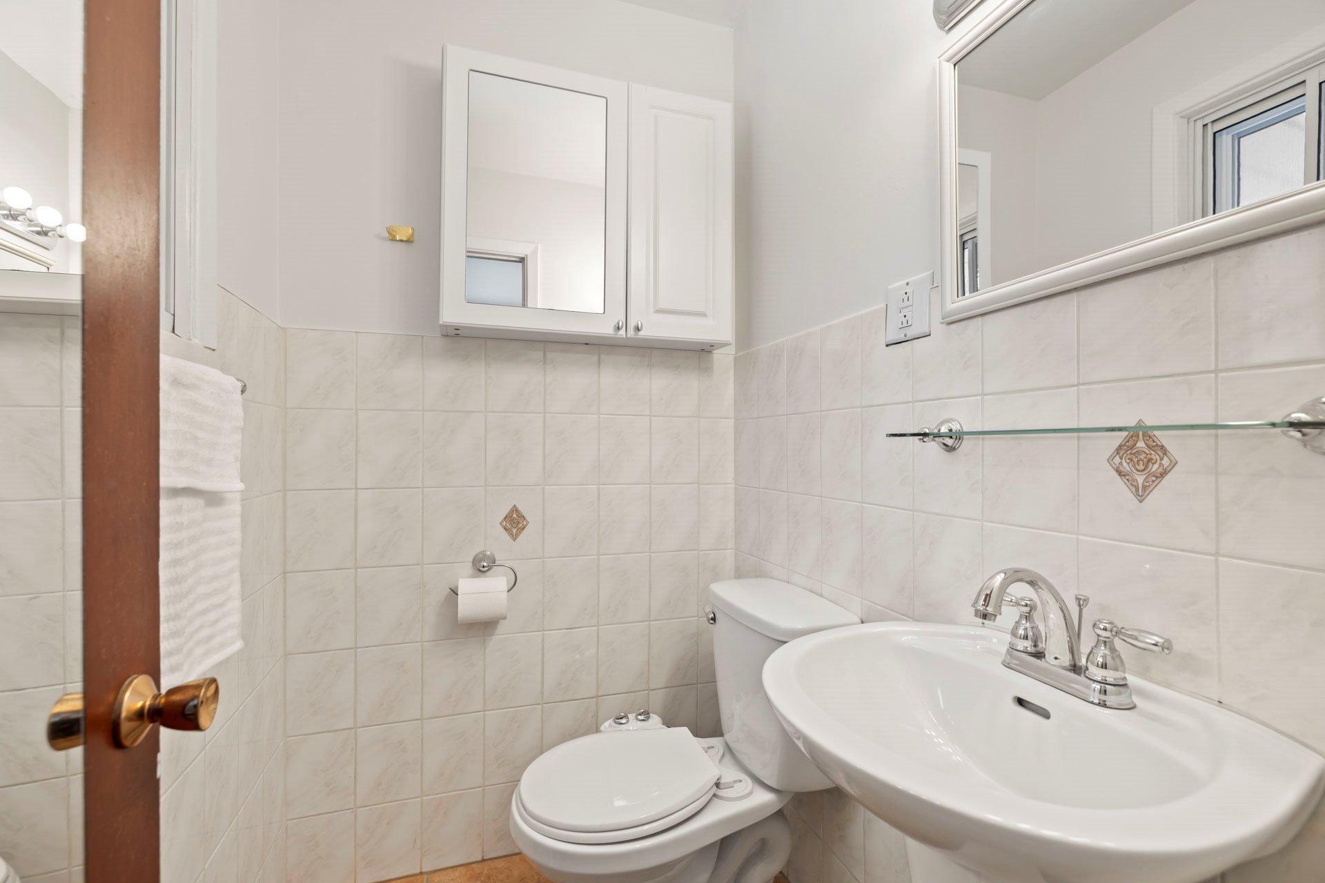 









180


Av. Anselme-Lavigne

,
Dollard-des-Ormeaux,




QC
H9A1P7

