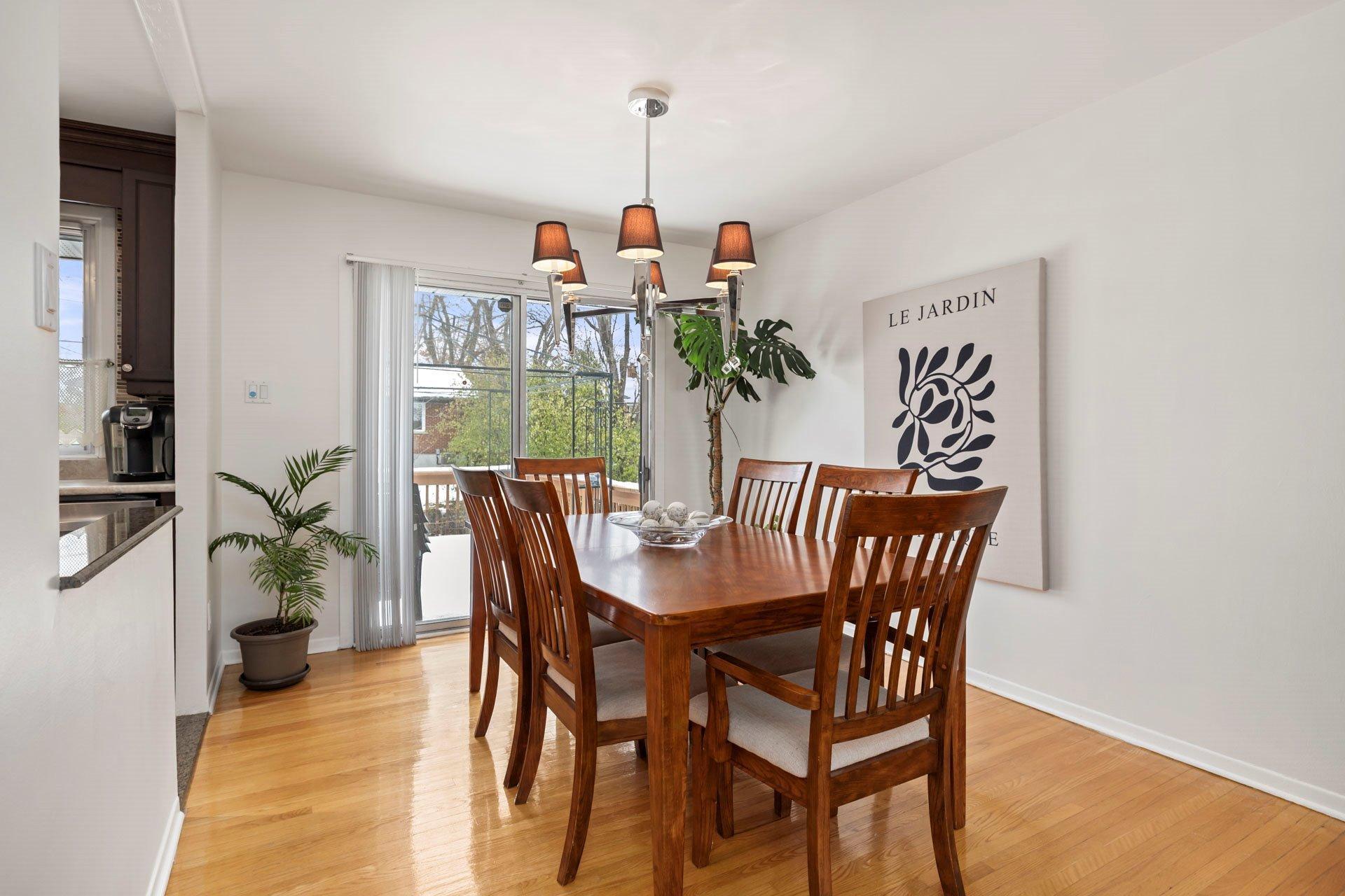 









180


Av. Anselme-Lavigne

,
Dollard-des-Ormeaux,




QC
H9A1P7

