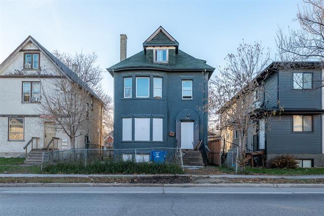 









414


Maryland

ST,
Winnipeg,




MB
R3G 1M3

