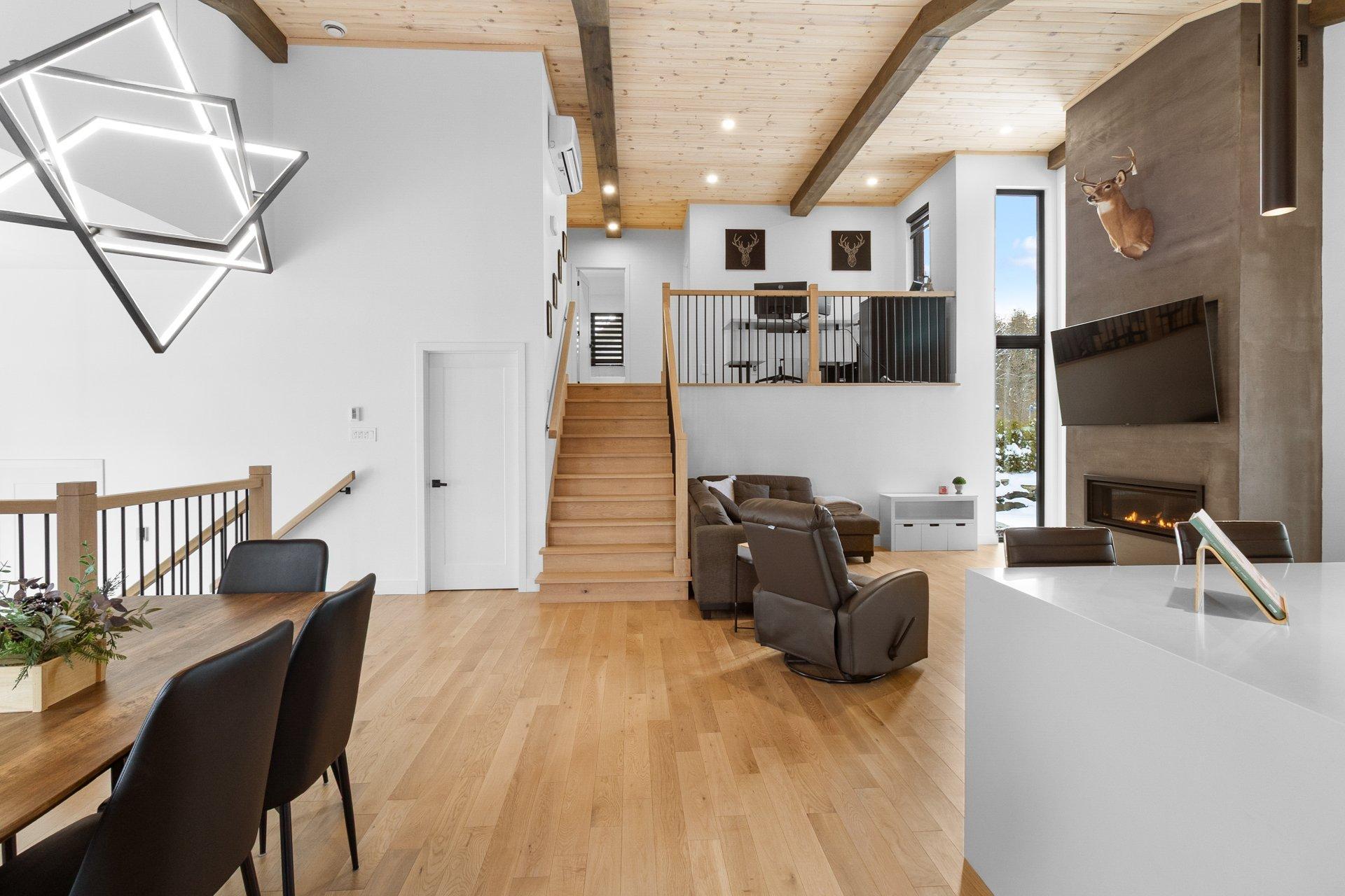 









380


Rue des Mélèzes

,
Cookshire-Eaton,




QC
J0B1M0

