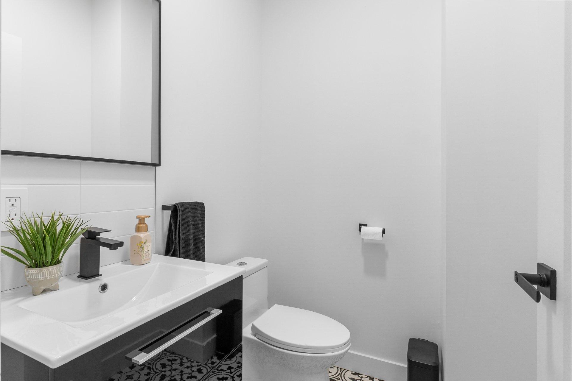 









380


Rue des Mélèzes

,
Cookshire-Eaton,




QC
J0B1M0

