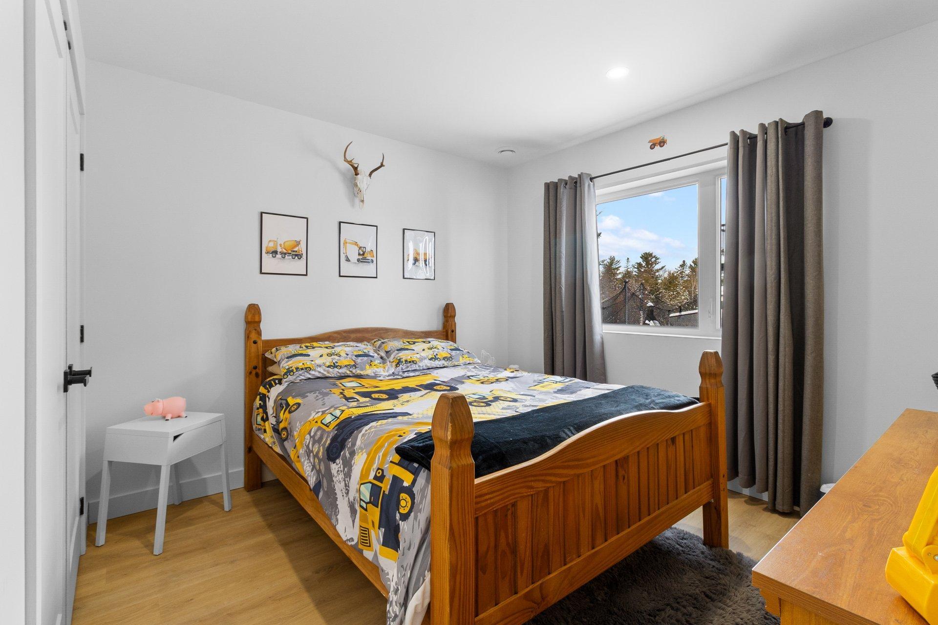 









380


Rue des Mélèzes

,
Cookshire-Eaton,




QC
J0B1M0

