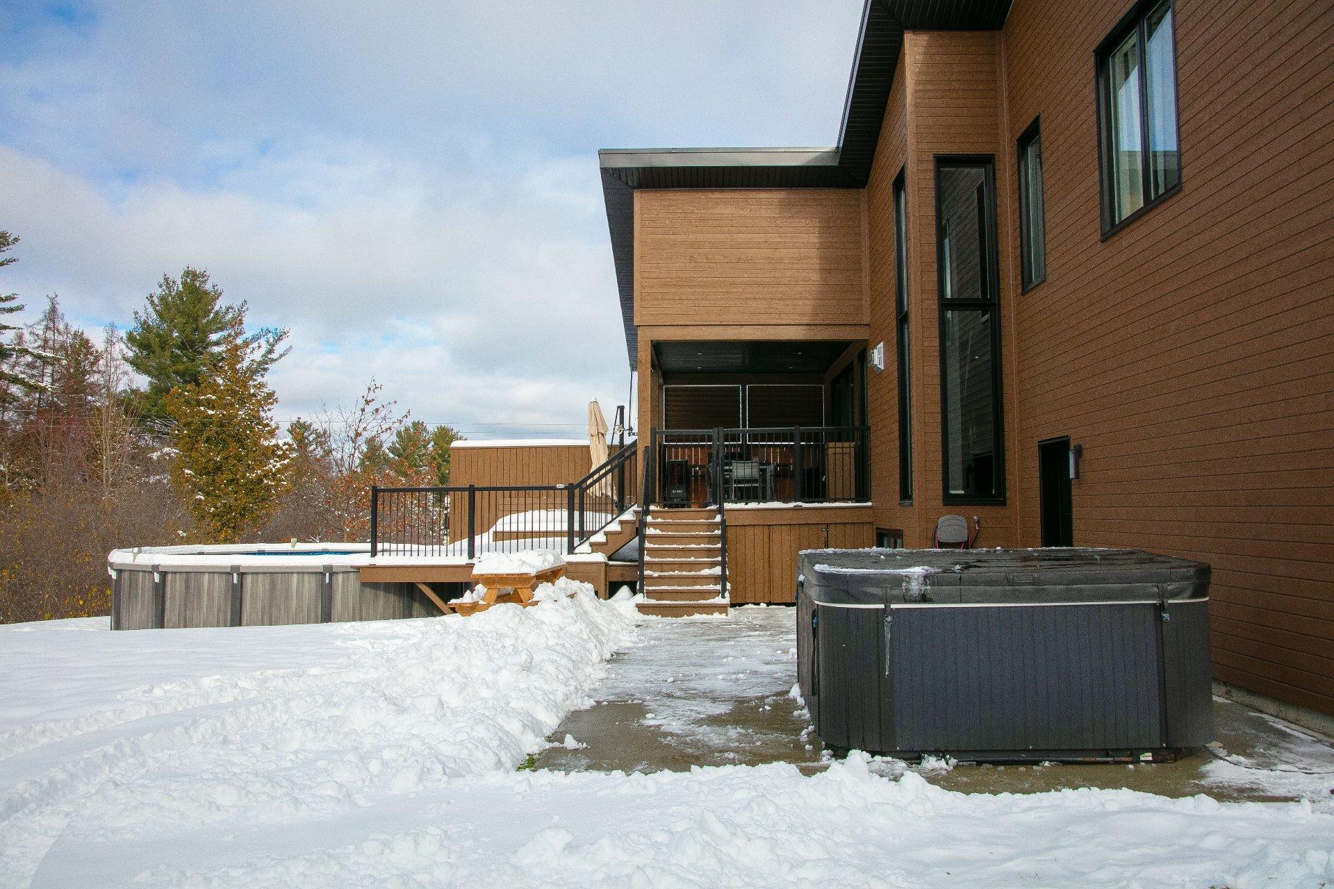 









380


Rue des Mélèzes

,
Cookshire-Eaton,




QC
J0B1M0

