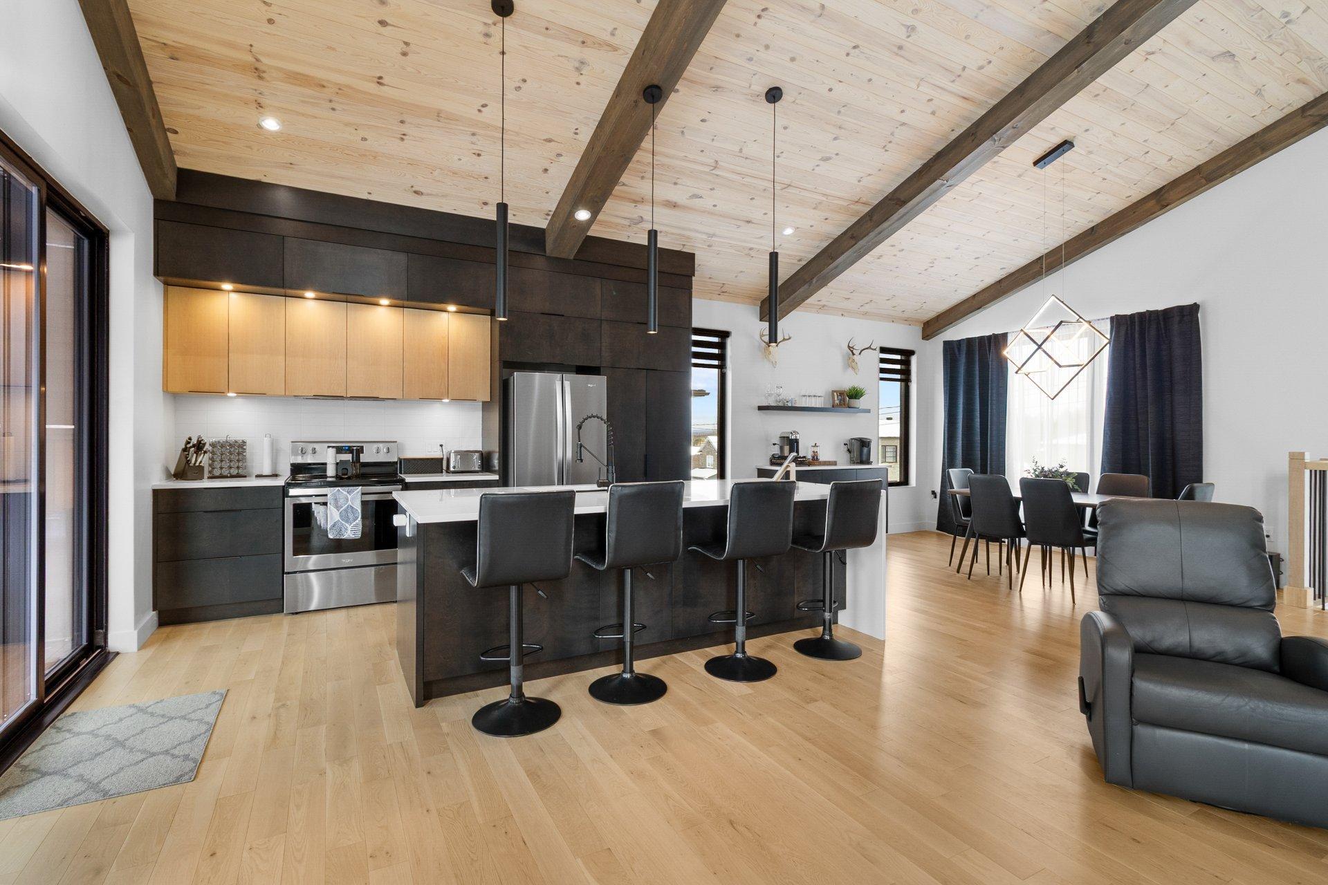 









380


Rue des Mélèzes

,
Cookshire-Eaton,




QC
J0B1M0

