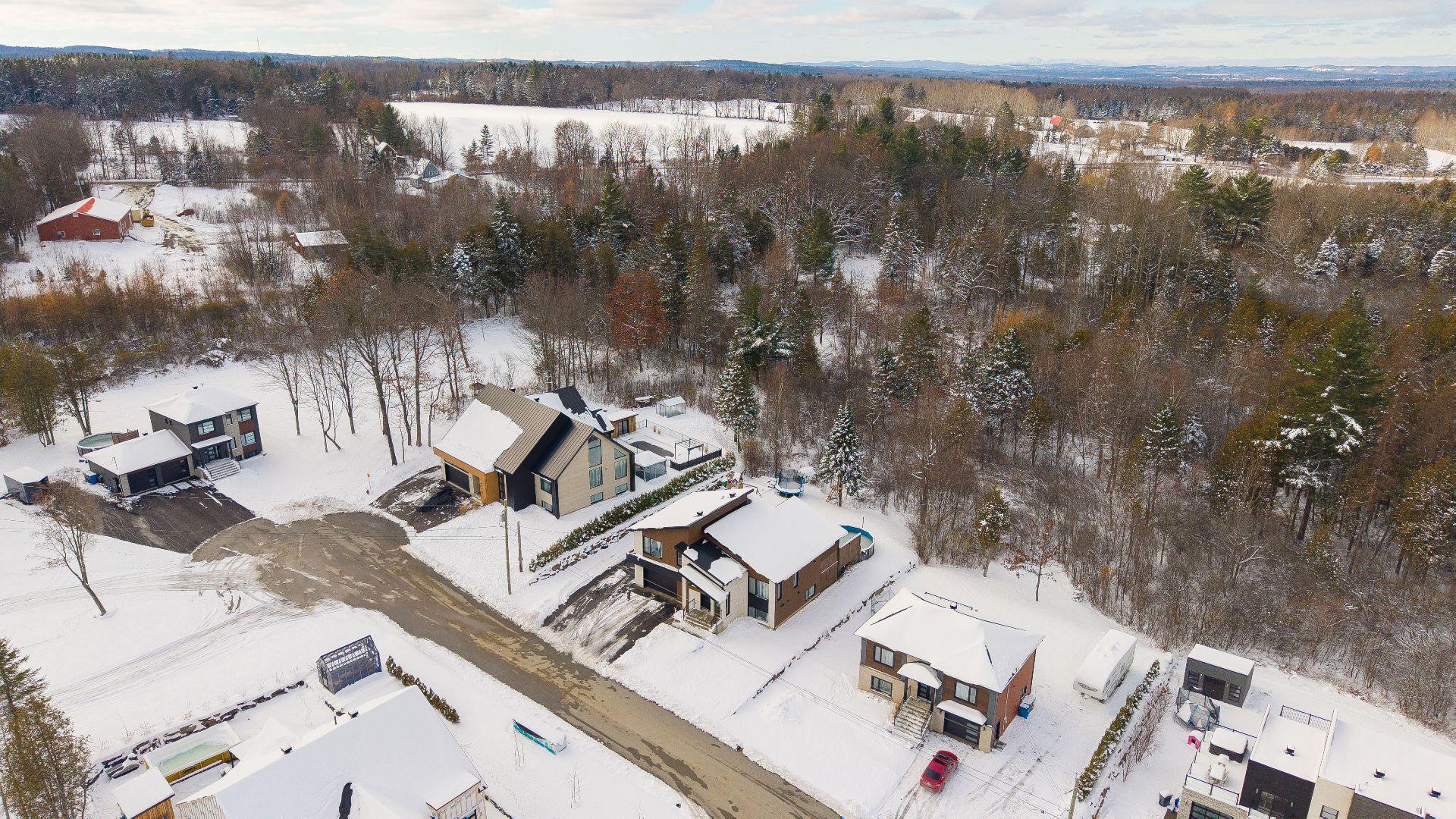 









380


Rue des Mélèzes

,
Cookshire-Eaton,




QC
J0B1M0

