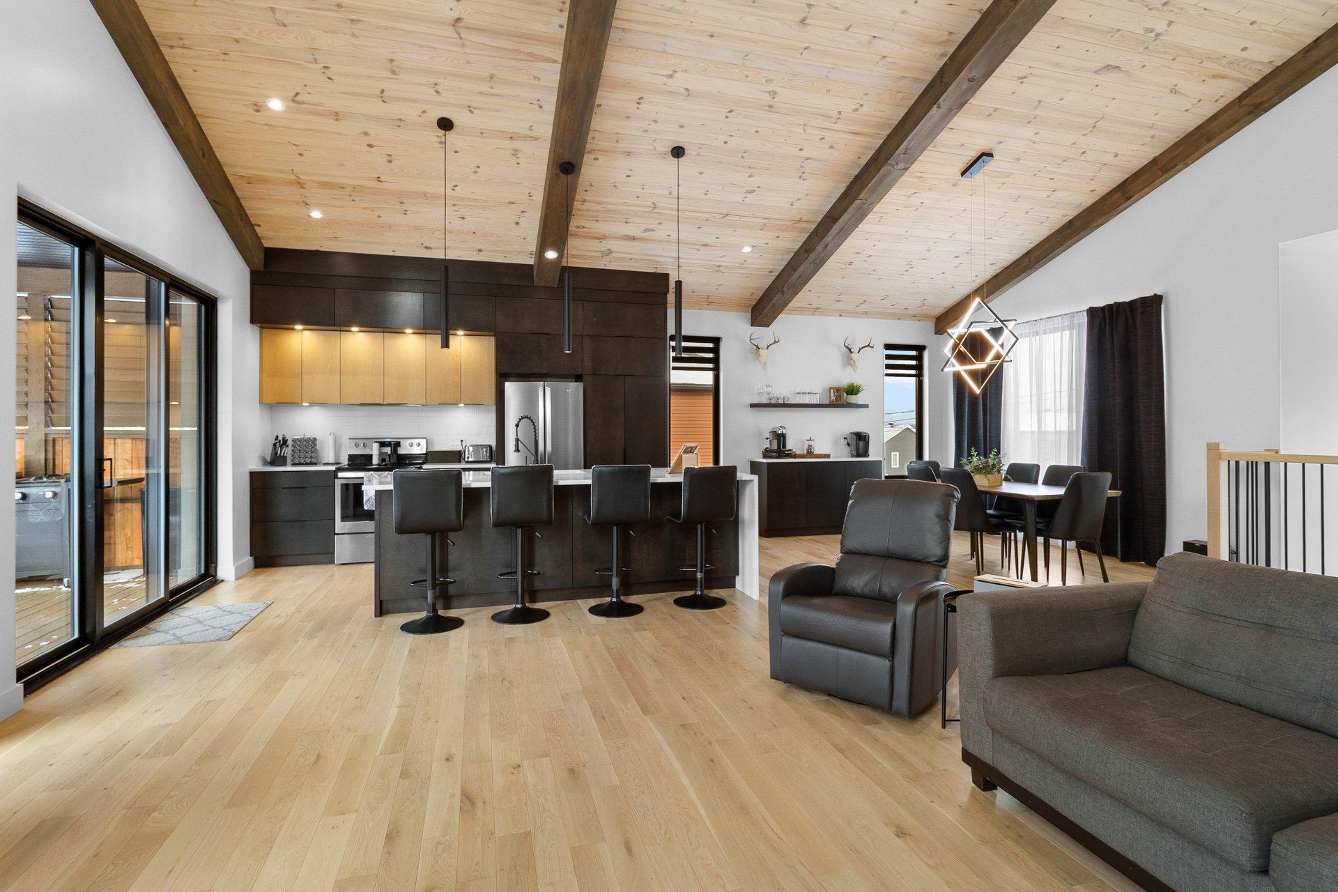 









380


Rue des Mélèzes

,
Cookshire-Eaton,




QC
J0B1M0

