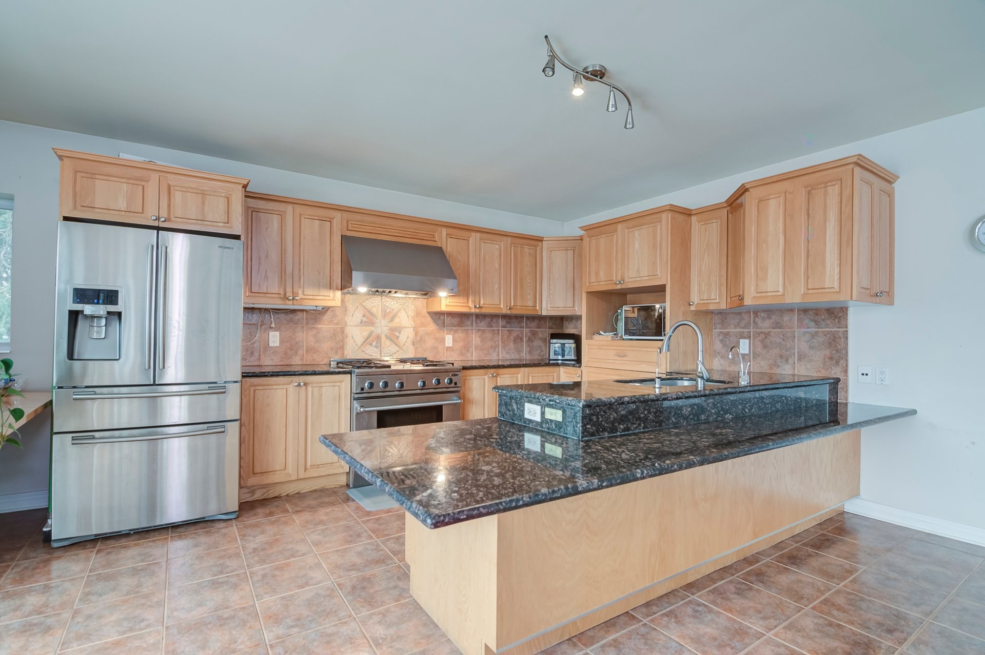 









2384


Ch. du Bord-du-Lac

,
Montréal (L'Île-Bizard/Sainte-Geneviève),




QC
H9C1B1

