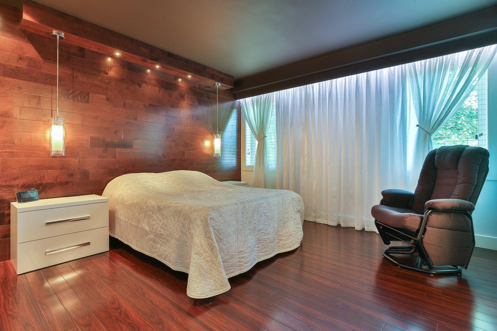 









15


Rue Louis-Liénard-de-Beaujeu

,
Saint-Jean-sur-Richelieu,




QC
J2W1T4

