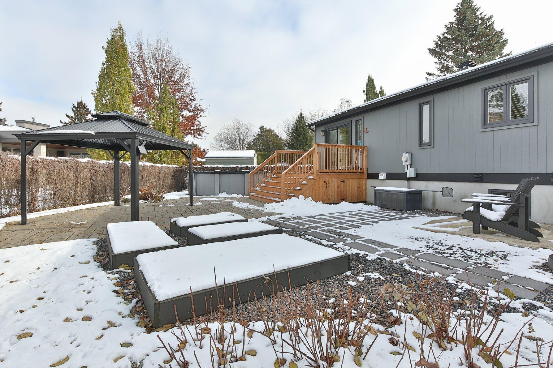 









15


Rue Louis-Liénard-de-Beaujeu

,
Saint-Jean-sur-Richelieu,




QC
J2W1T4

