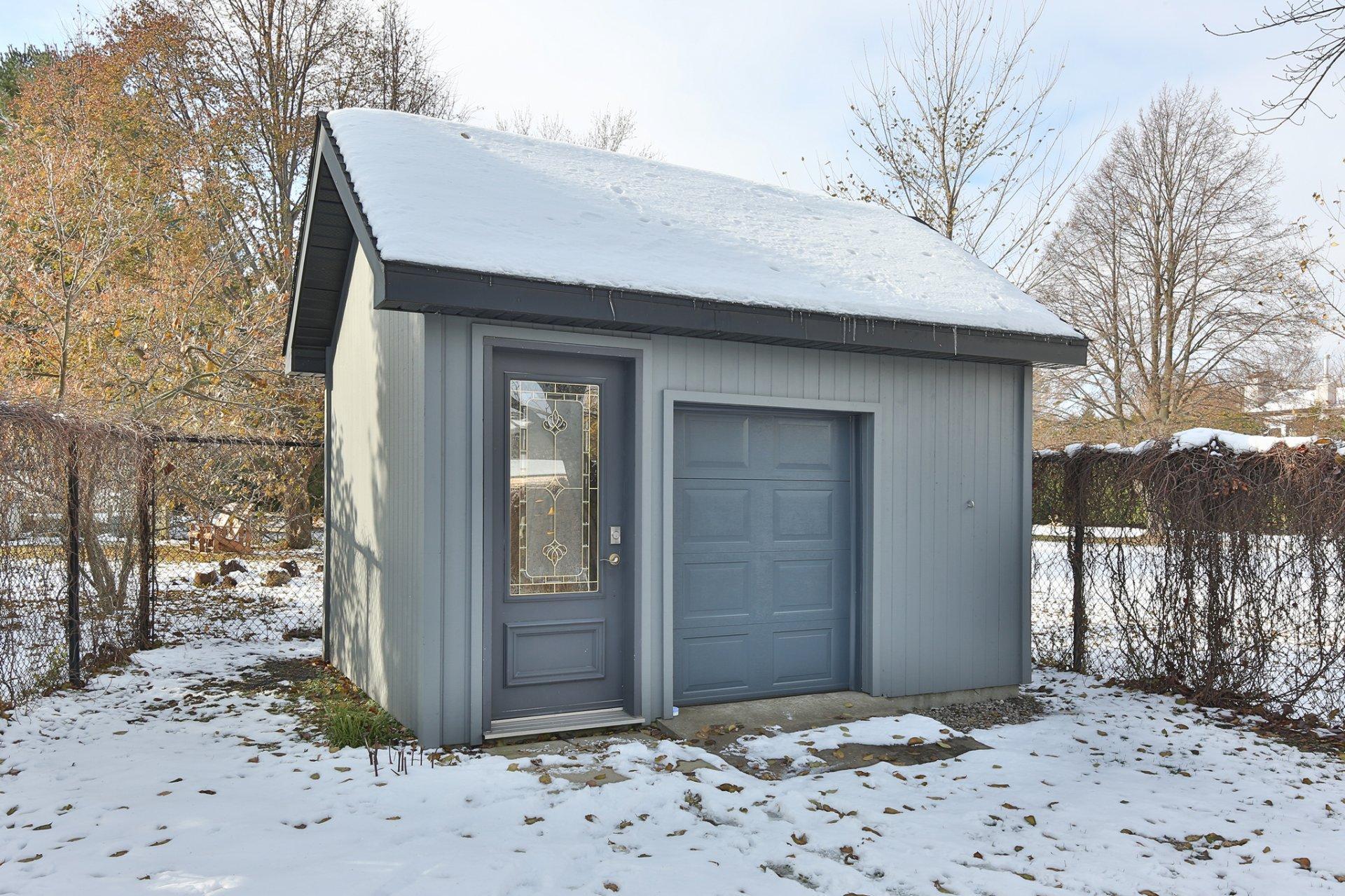 









15


Rue Louis-Liénard-de-Beaujeu

,
Saint-Jean-sur-Richelieu,




QC
J2W1T4

