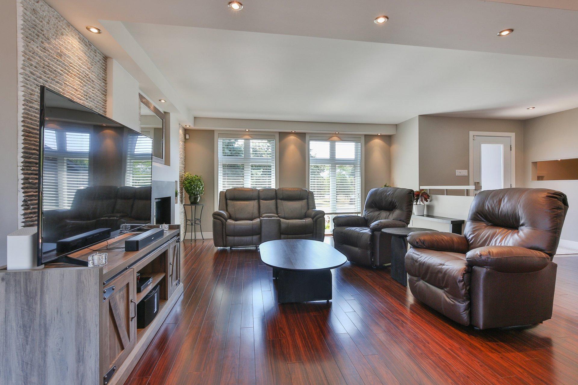 









15


Rue Louis-Liénard-de-Beaujeu

,
Saint-Jean-sur-Richelieu,




QC
J2W1T4

