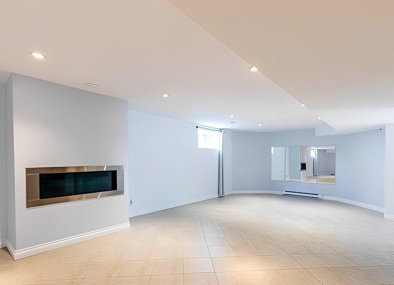 









7556


Boul. Lévesque E.

,
Laval (Duvernay),




QC
H7A1R8

