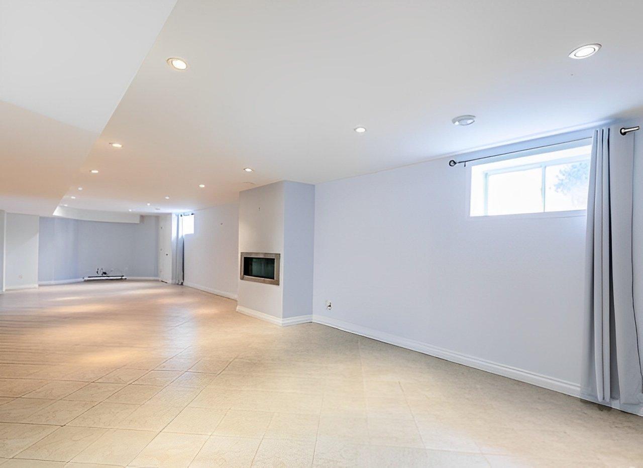 









7556


Boul. Lévesque E.

,
Laval (Duvernay),




QC
H7A1R8

