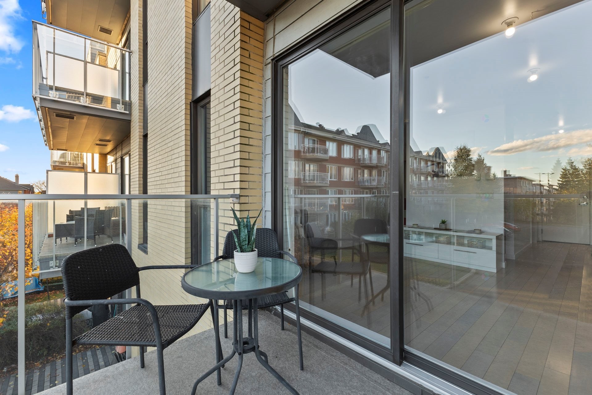 









740


32e Avenue

, 211,
Montréal (Lachine),




QC
H8T3R9

