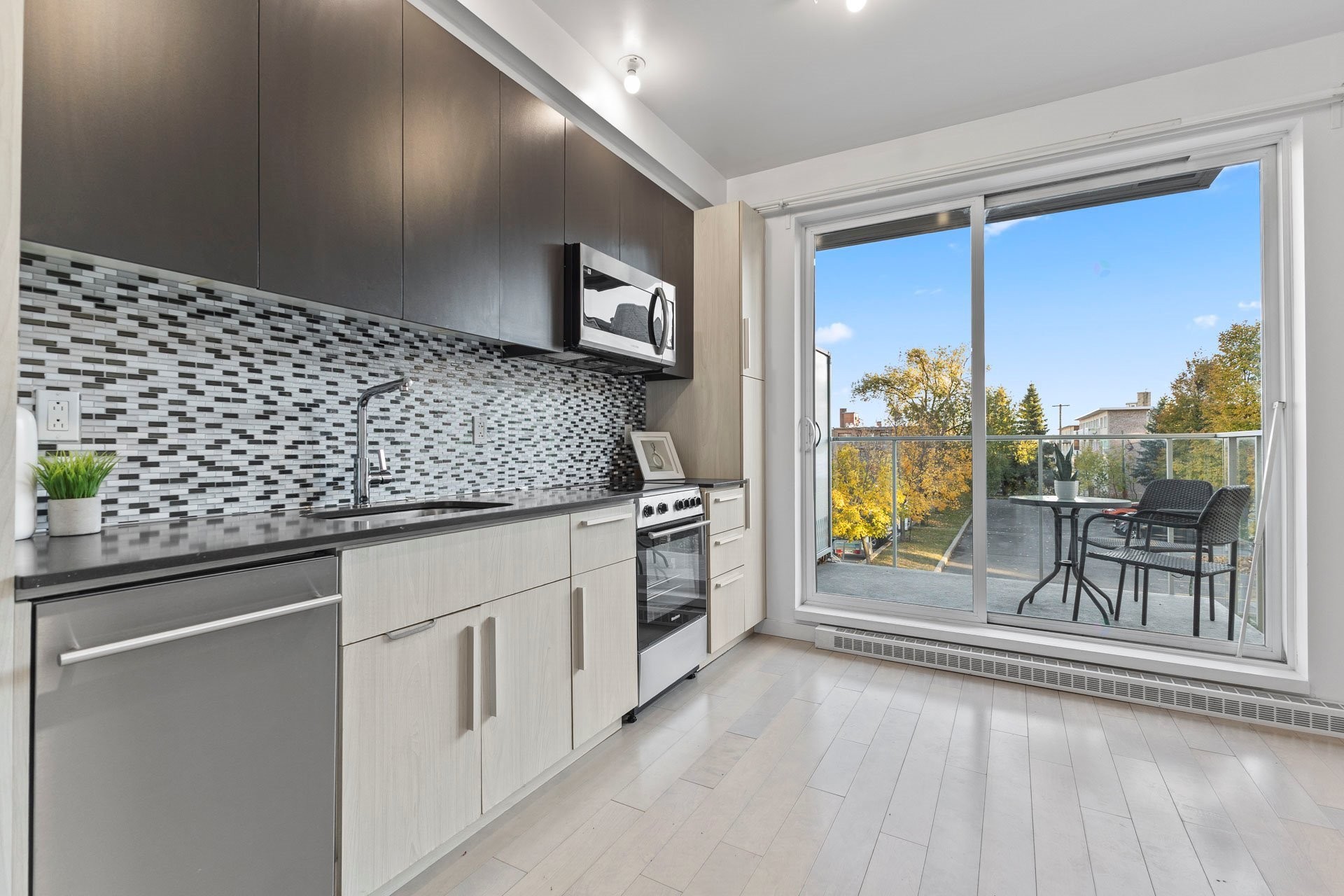 









740


32e Avenue

, 211,
Montréal (Lachine),




QC
H8T3R9

