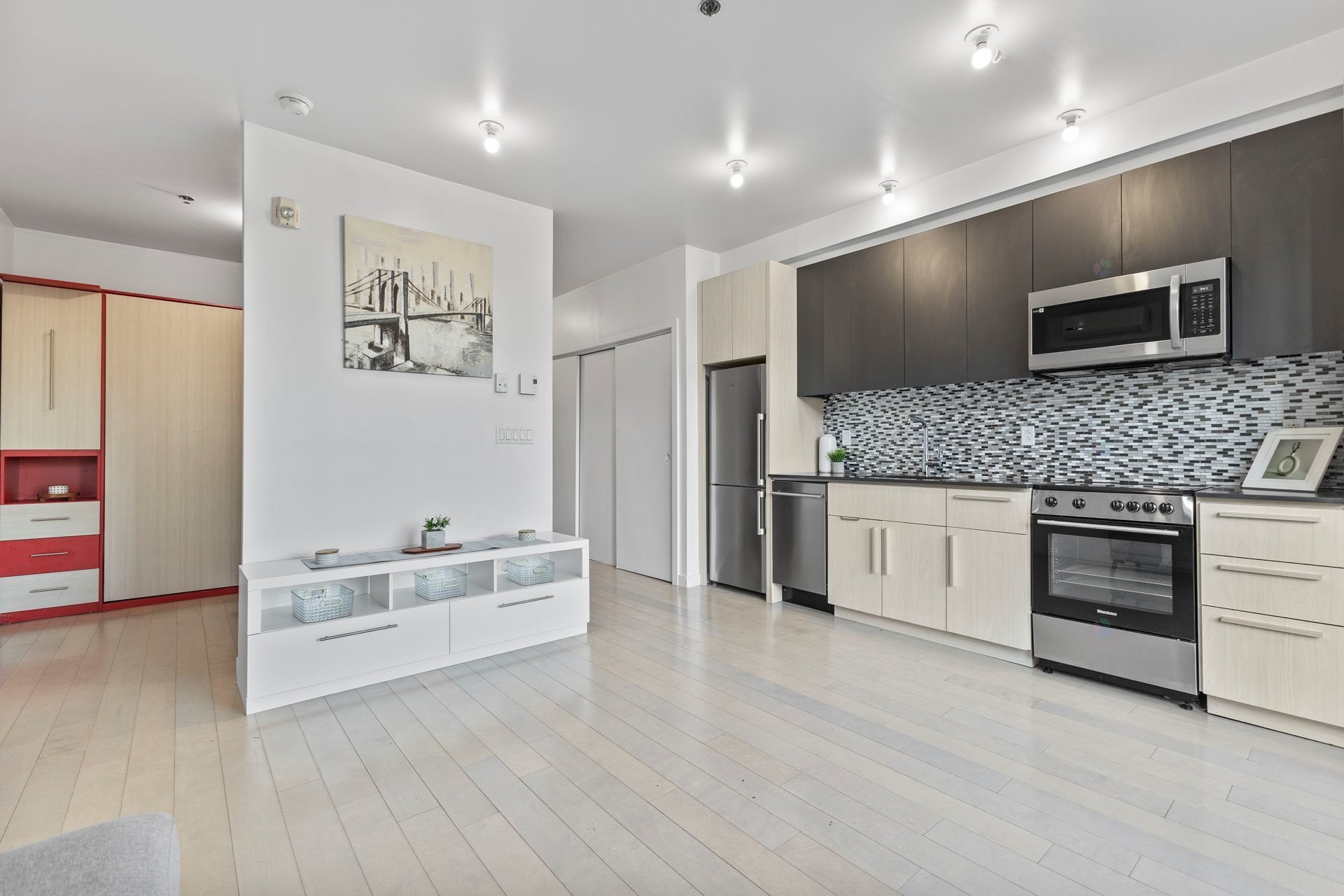 









740


32e Avenue

, 211,
Montréal (Lachine),




QC
H8T3R9


