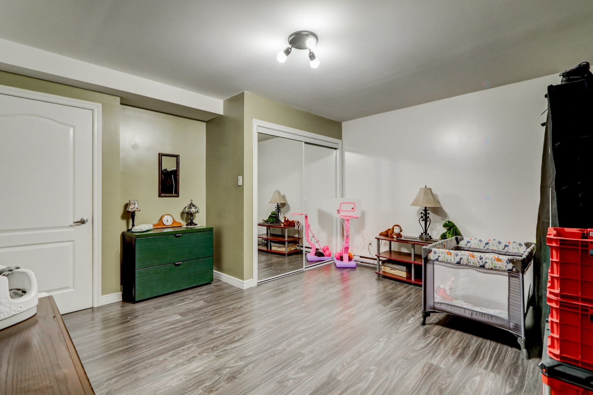 









93

 - 93A


Rue du Joli-Bois

,
Sainte-Marguerite-du-Lac-Masson,




QC
J0T1L0

