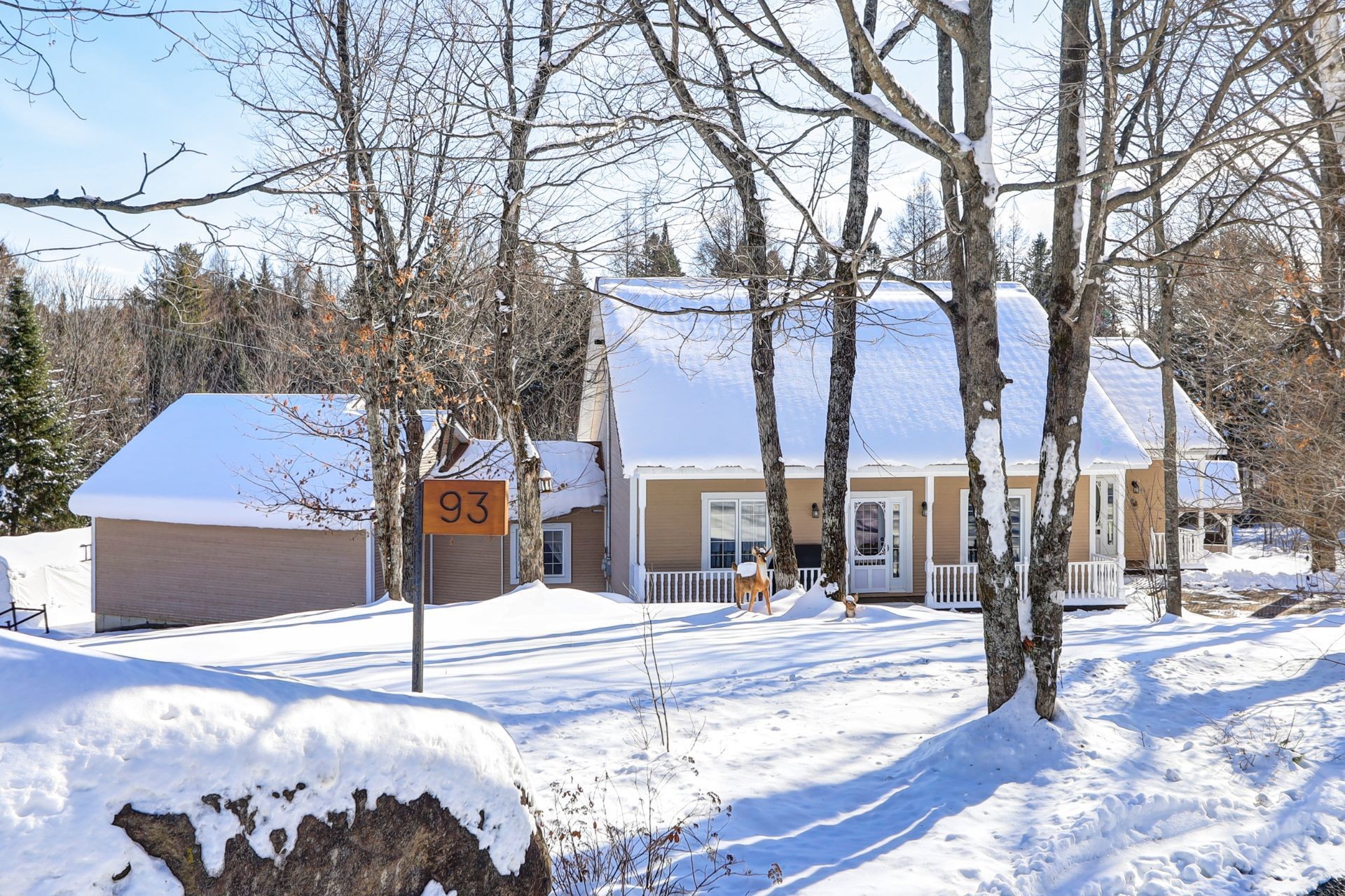 









93

 - 93A


Rue du Joli-Bois

,
Sainte-Marguerite-du-Lac-Masson,




QC
J0T1L0

