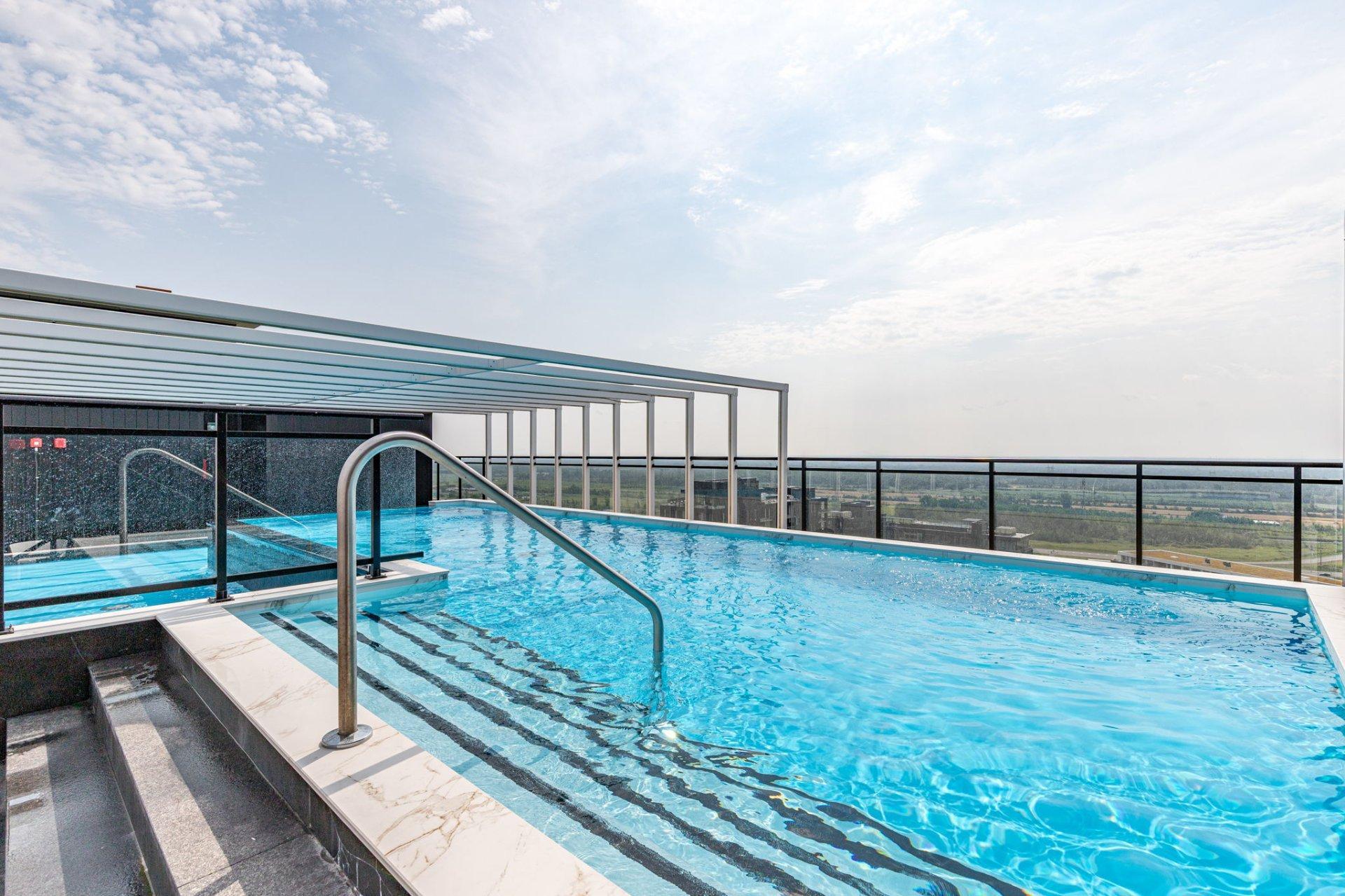 









5905


Boul. du Quartier

, 904,
Brossard,




QC
J4Z0R7

