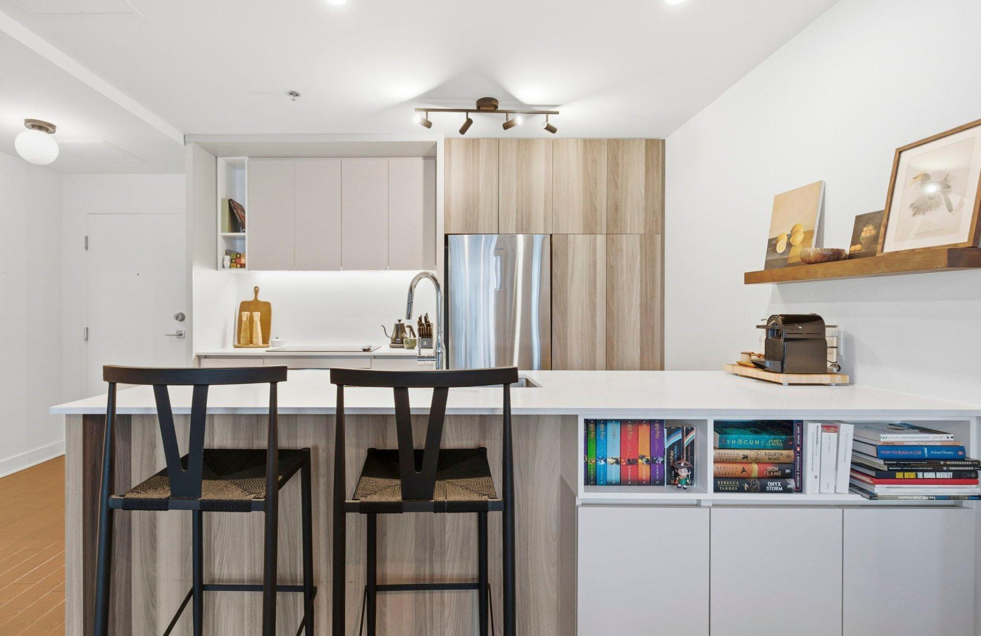 









5905


Boul. du Quartier

, 904,
Brossard,




QC
J4Z0R7

