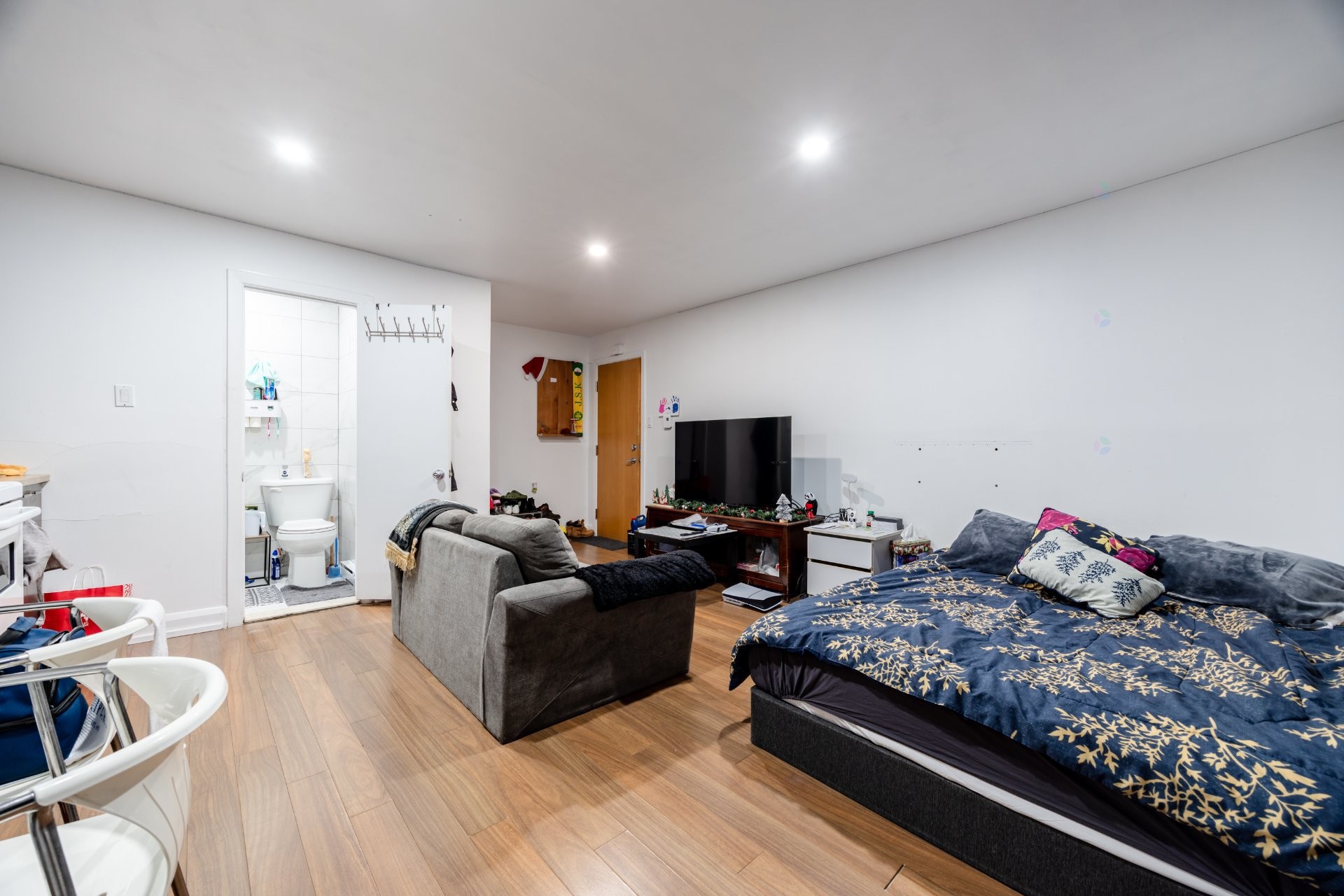 









20

 - 26


Rue De Gentilly O.

,
Longueuil (Le Vieux-Longueuil),




QC
J4H1Y8

