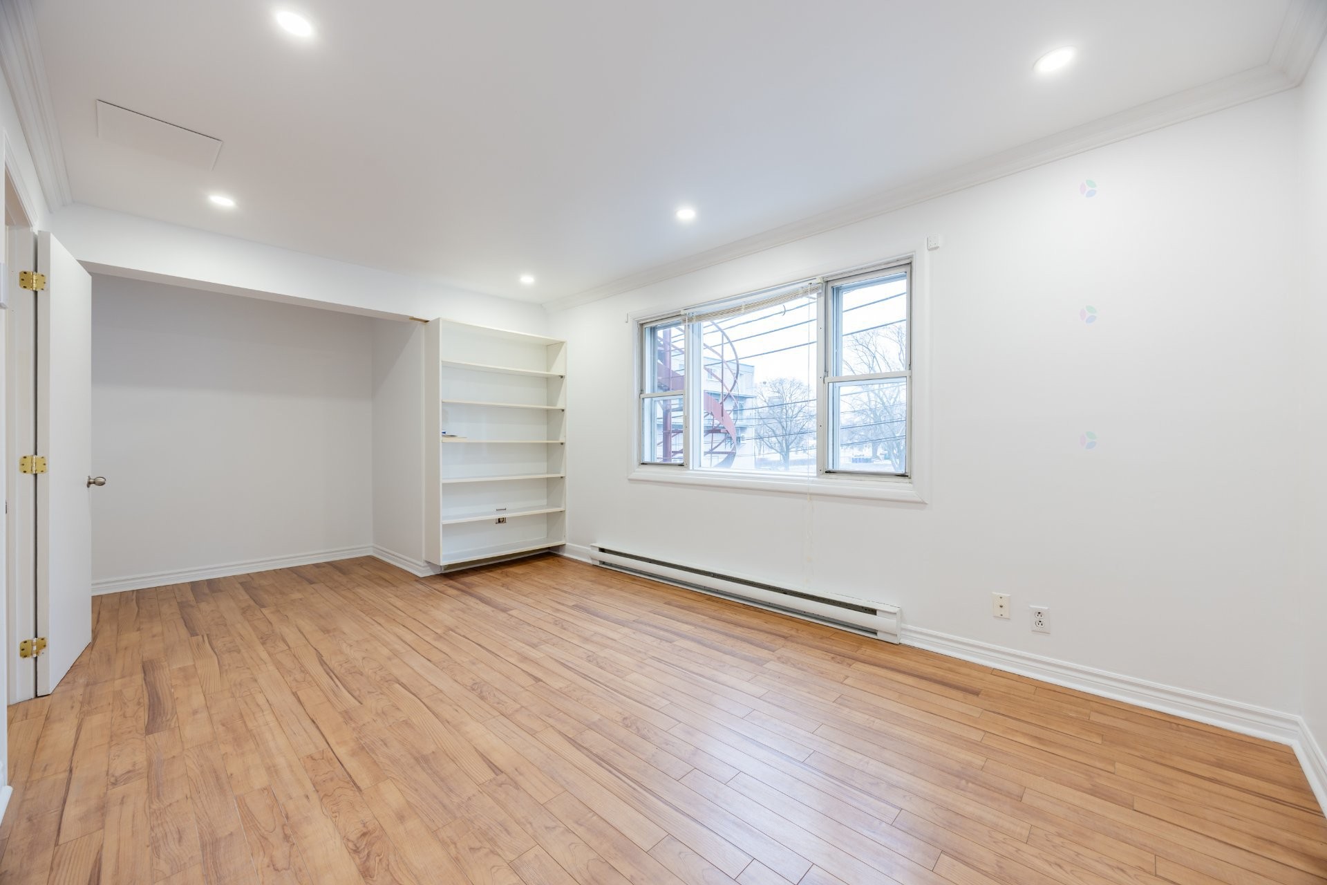 









20

 - 26


Rue De Gentilly O.

,
Longueuil (Le Vieux-Longueuil),




QC
J4H1Y8

